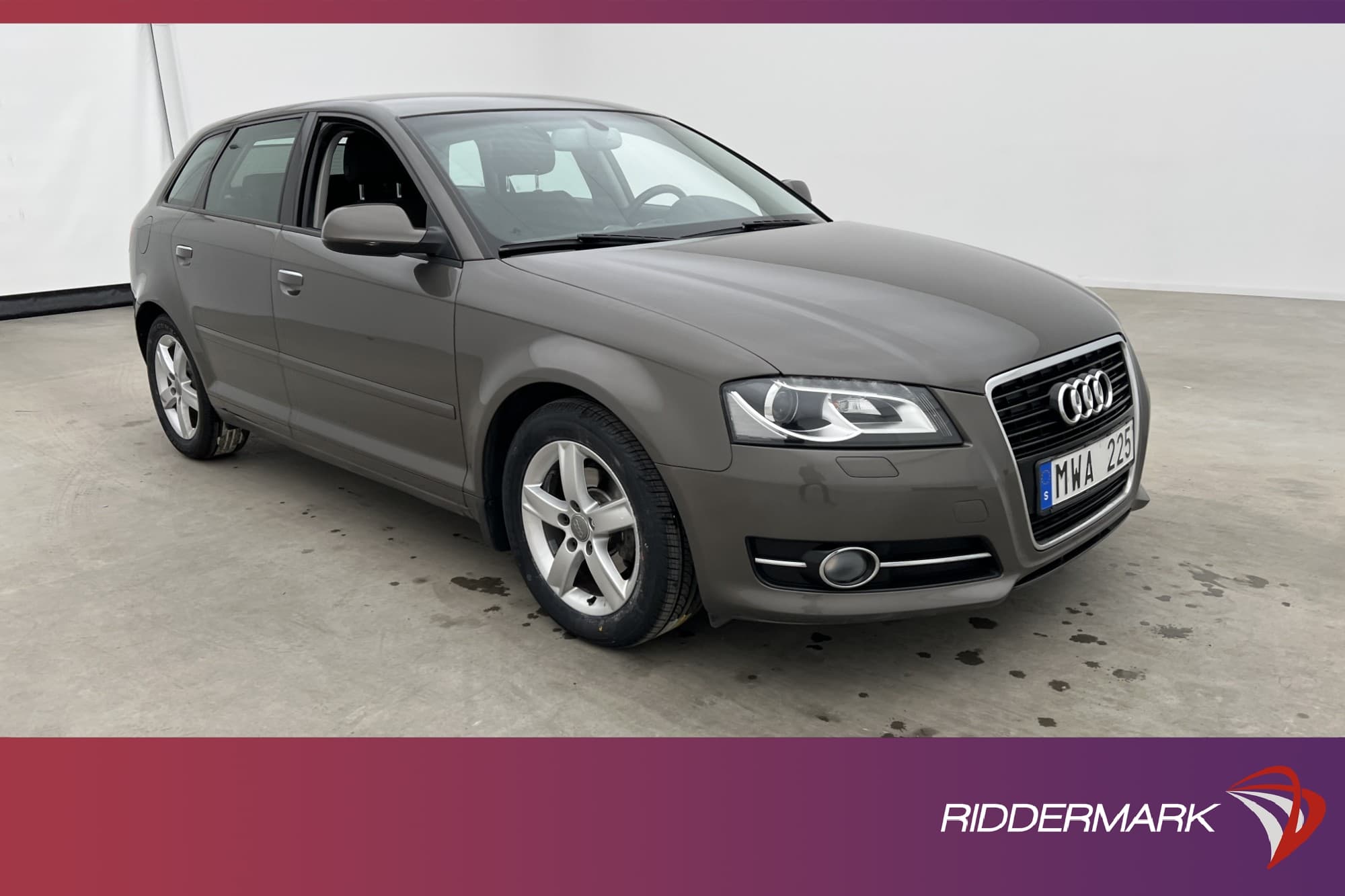 Audi A3 1.6 TDI S Tronic 105hk