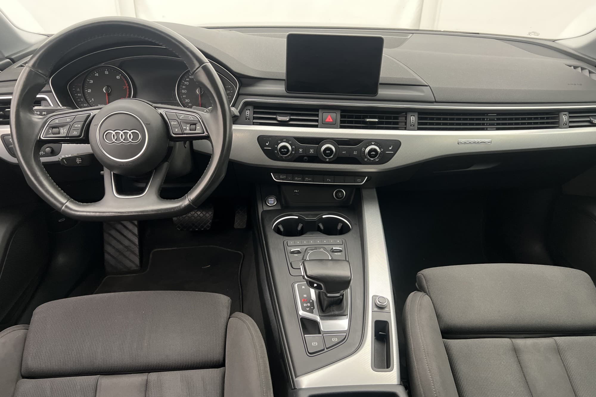 Audi A5 Sportback 45 TFSI Q 245hk Proline P-Sensorer Keyless