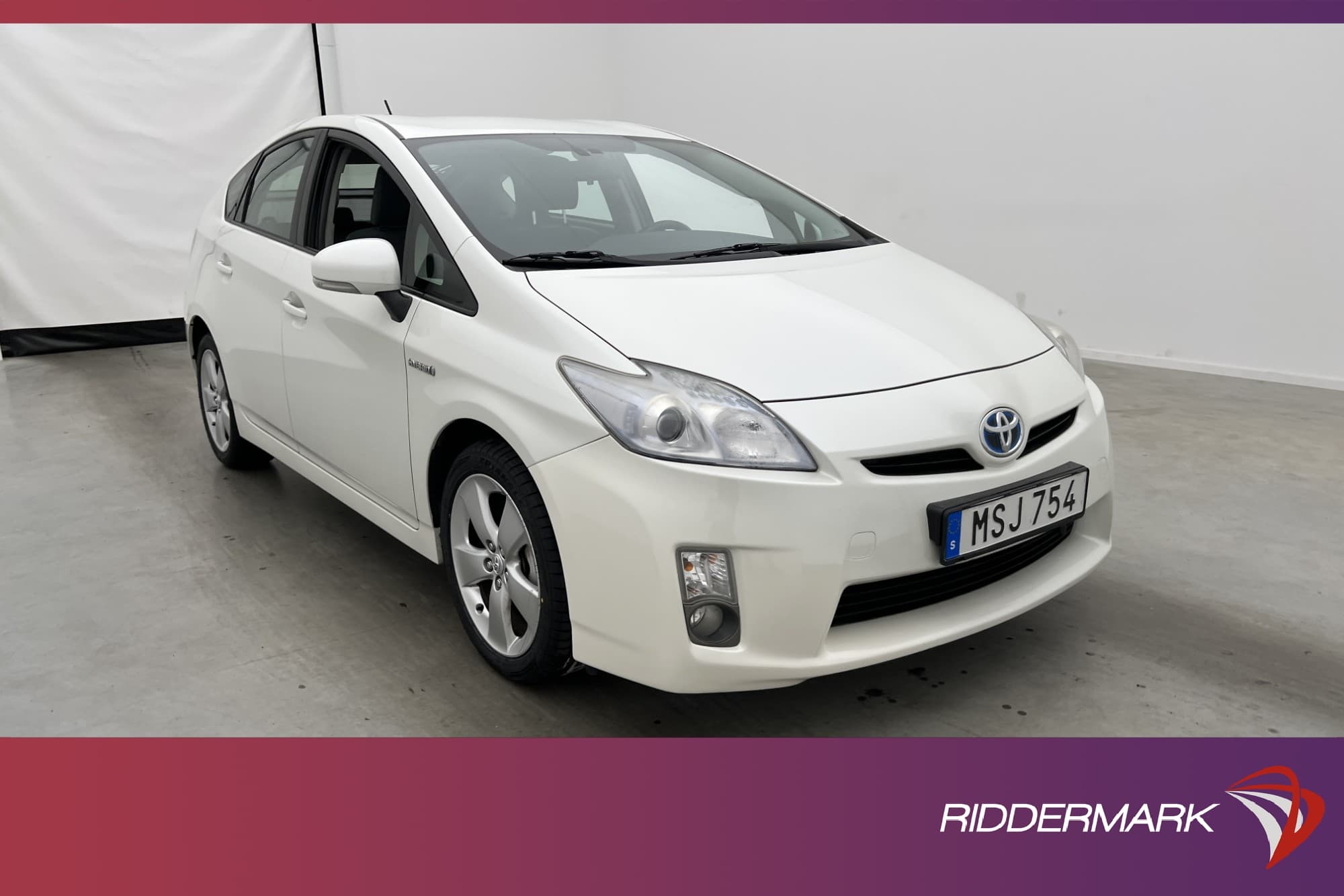 Toyota Prius Hybrid 136hk
