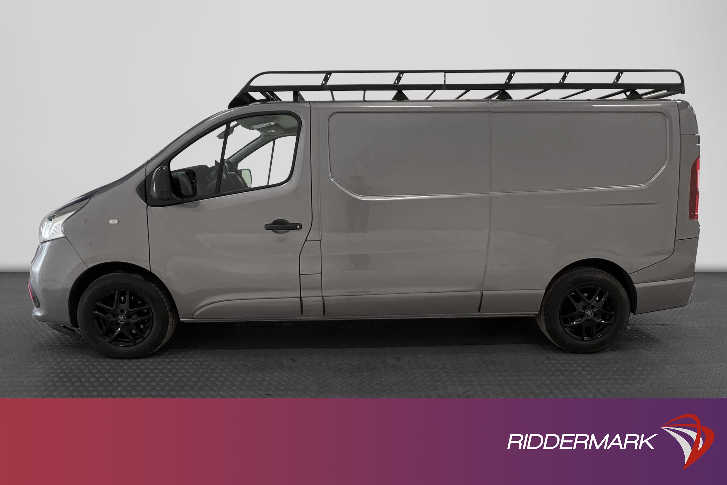 Renault Trafic 1.6dCi Formula EDT Värmare Drag Kamera Moms