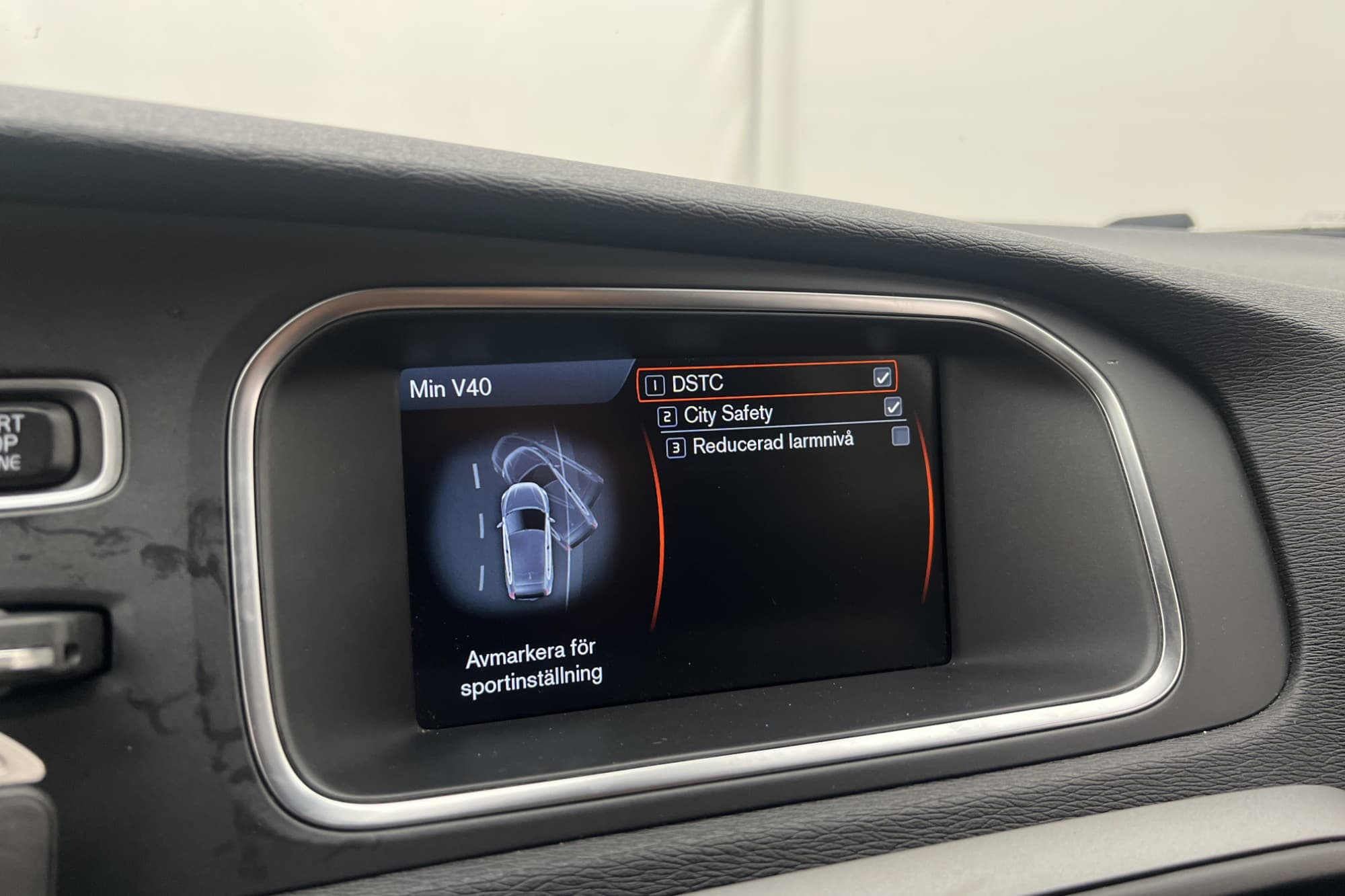 Volvo V40 T3 150hk Värmare Farthållare Låg-Skatt 0,44l/Mil