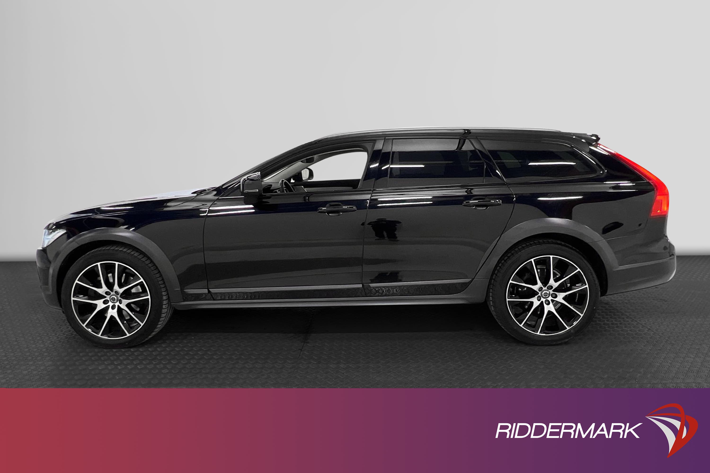 Volvo V90 T5 Cross Country