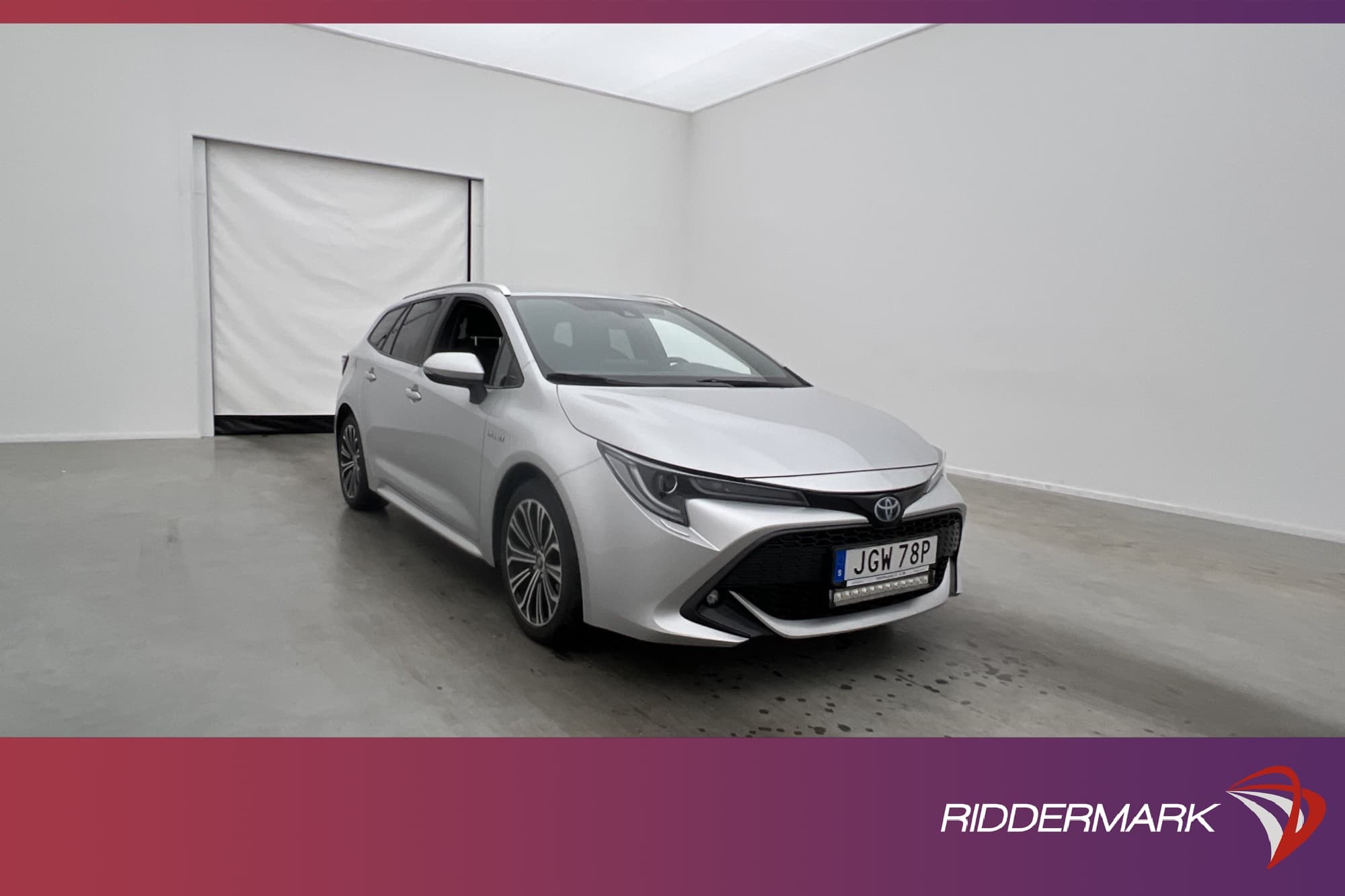 Toyota Corolla Touring Hybrid