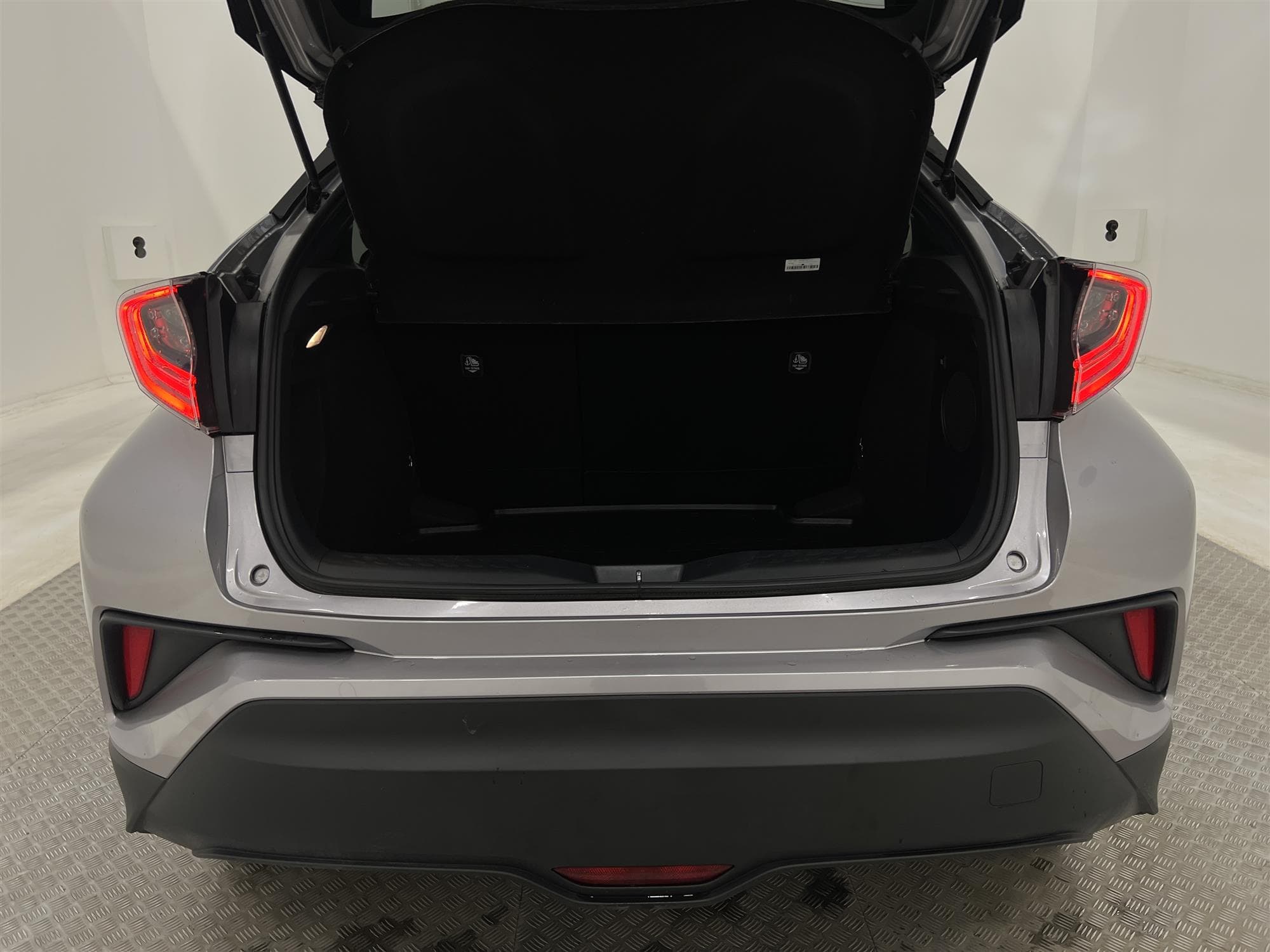 Toyota C-HR Hybrid CVT 122hk Executive JBL Skinn 0,38L/mil