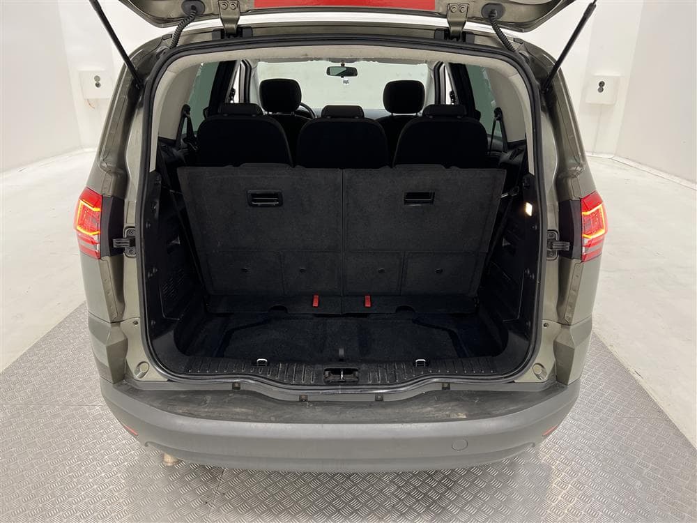 Ford S-MAX 2.0 TDCi 115hk 7 Sits Ny Kamrem 0,49L/mil interiör