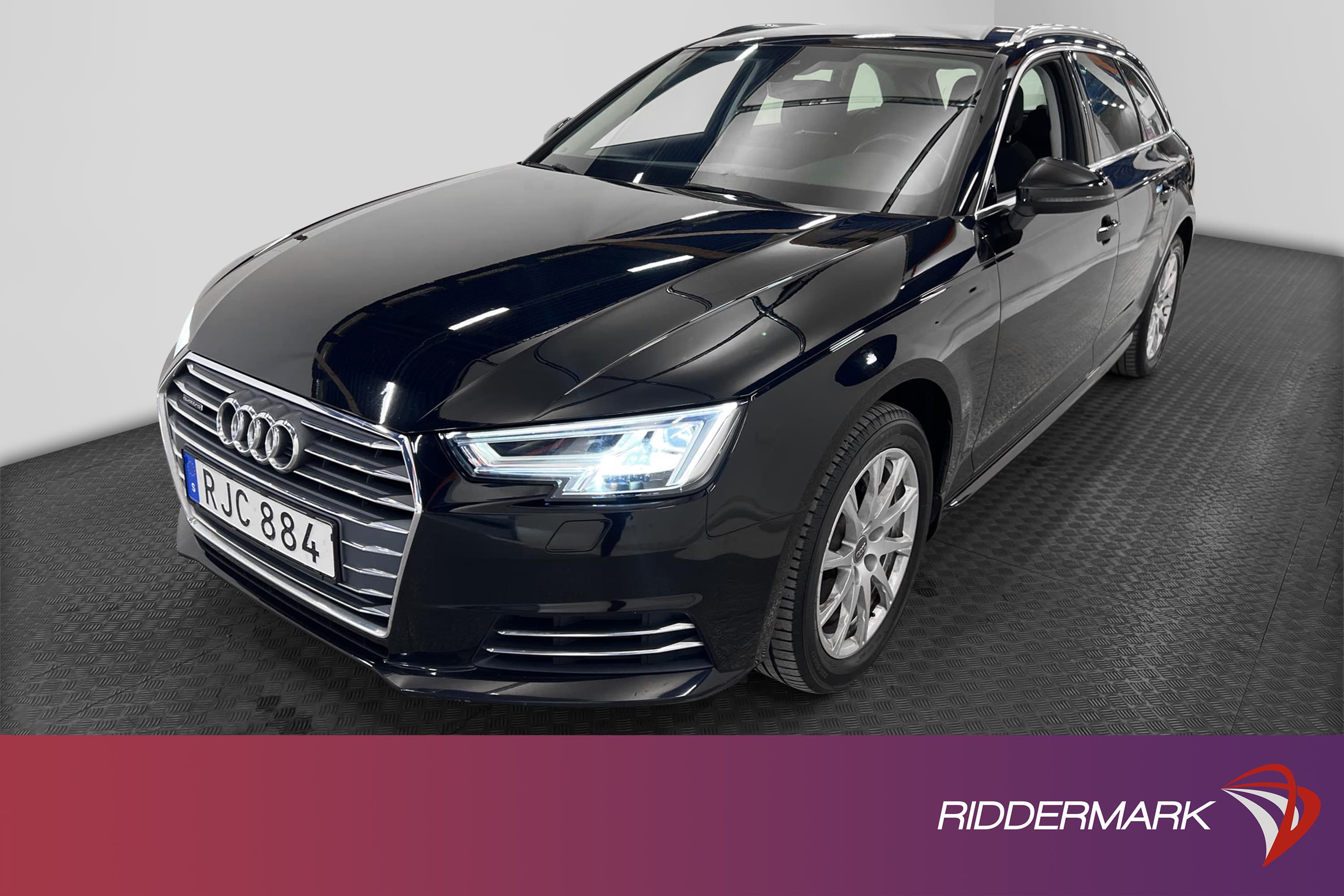 Audi A4 2.0 TDI Quattro 190hk D-Värmare Drag Audi Connect 