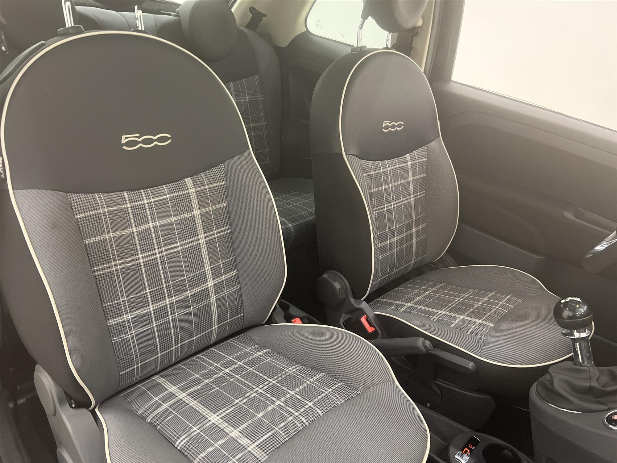 Fiat 500 1.2 69hk Lounge Taklucka Låg Skatt 0,49L/mil