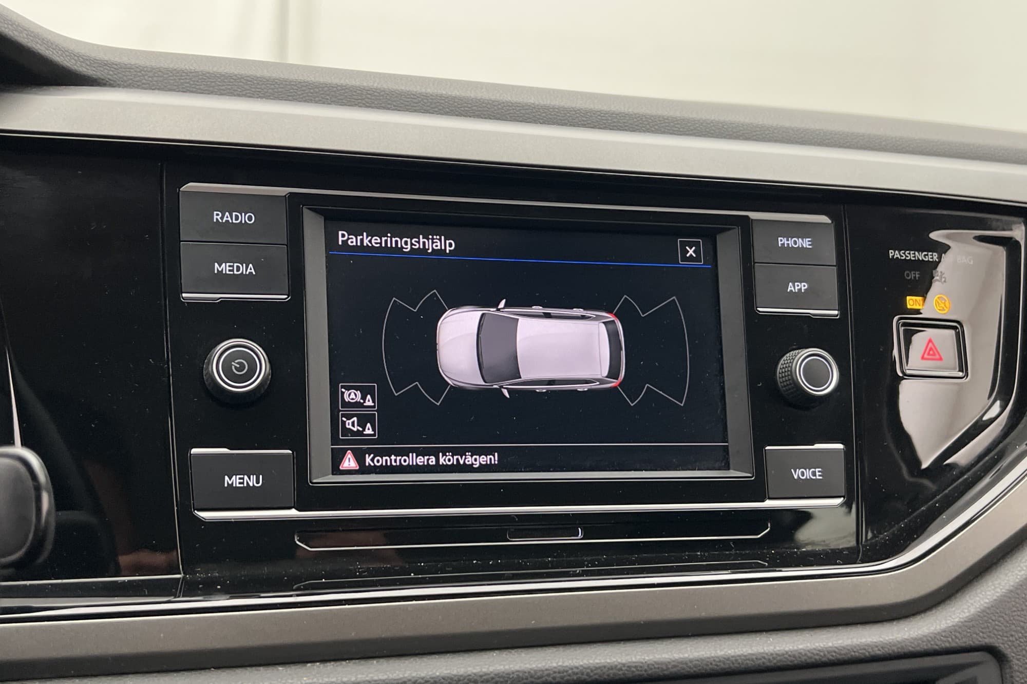 Volkswagen Polo 1.0 TSI 95hk Komfort Sensorer Bluetooth