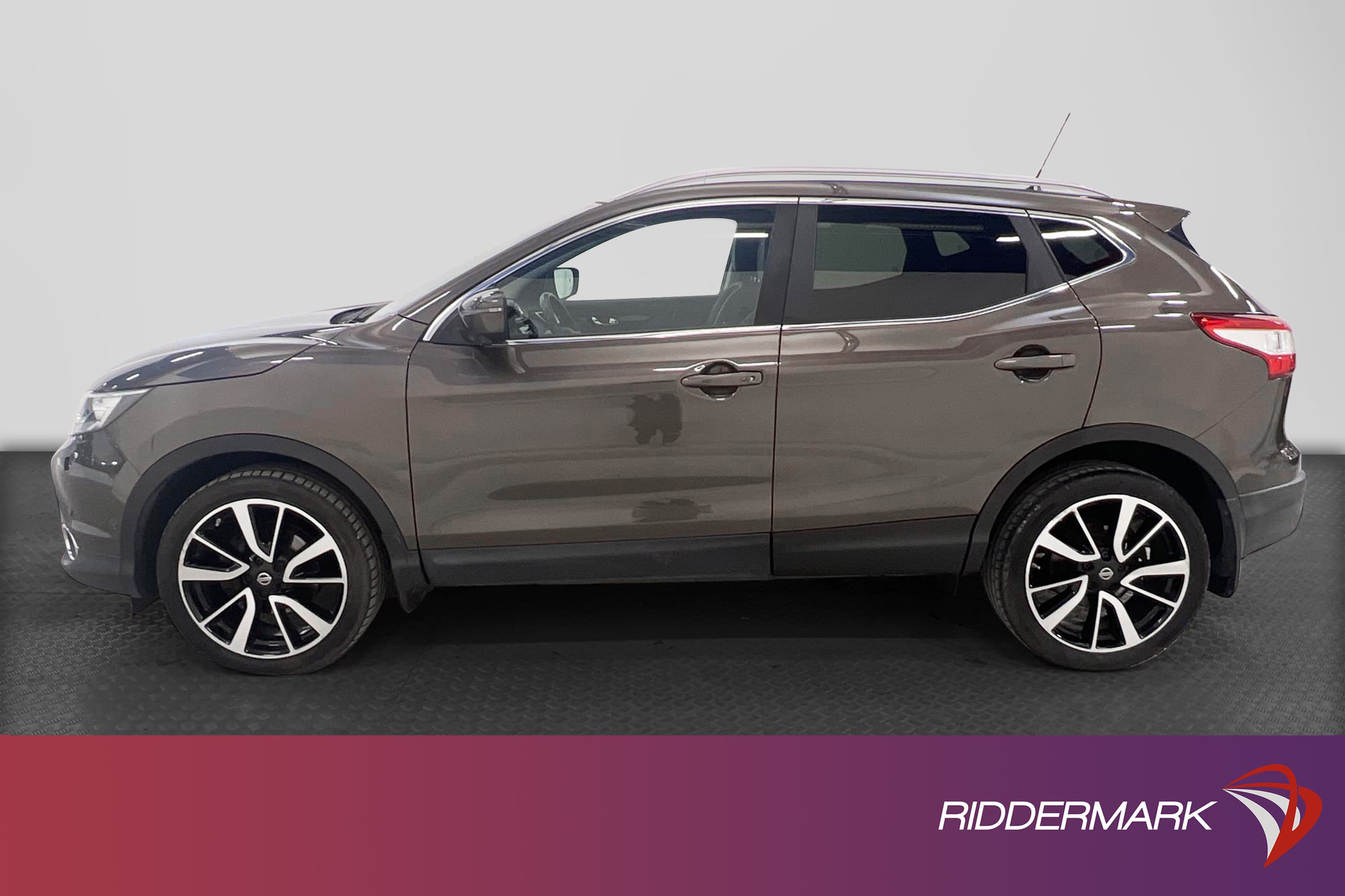 Nissan Qashqai 1.2 DIG-T 115hk 360° Pano Navi Välservad