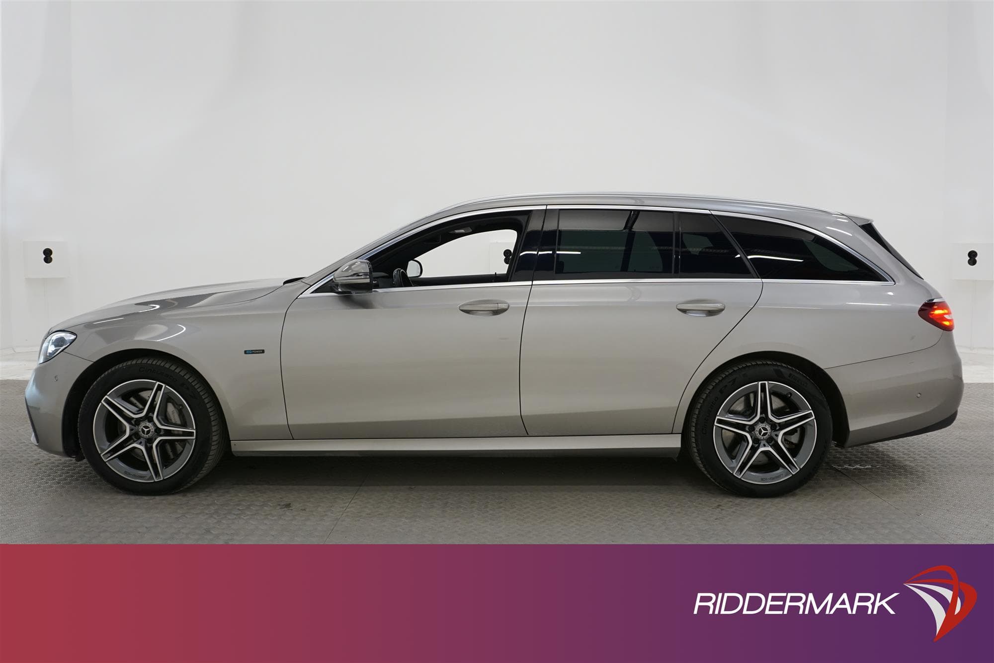 Mercedes-Benz E 300 T de 4Matic 306hk AMG Värmare Backkamera
