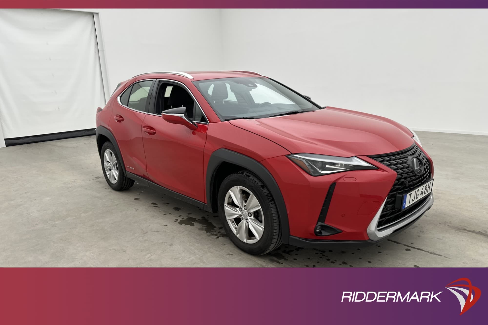 Lexus UX 250h 184hk