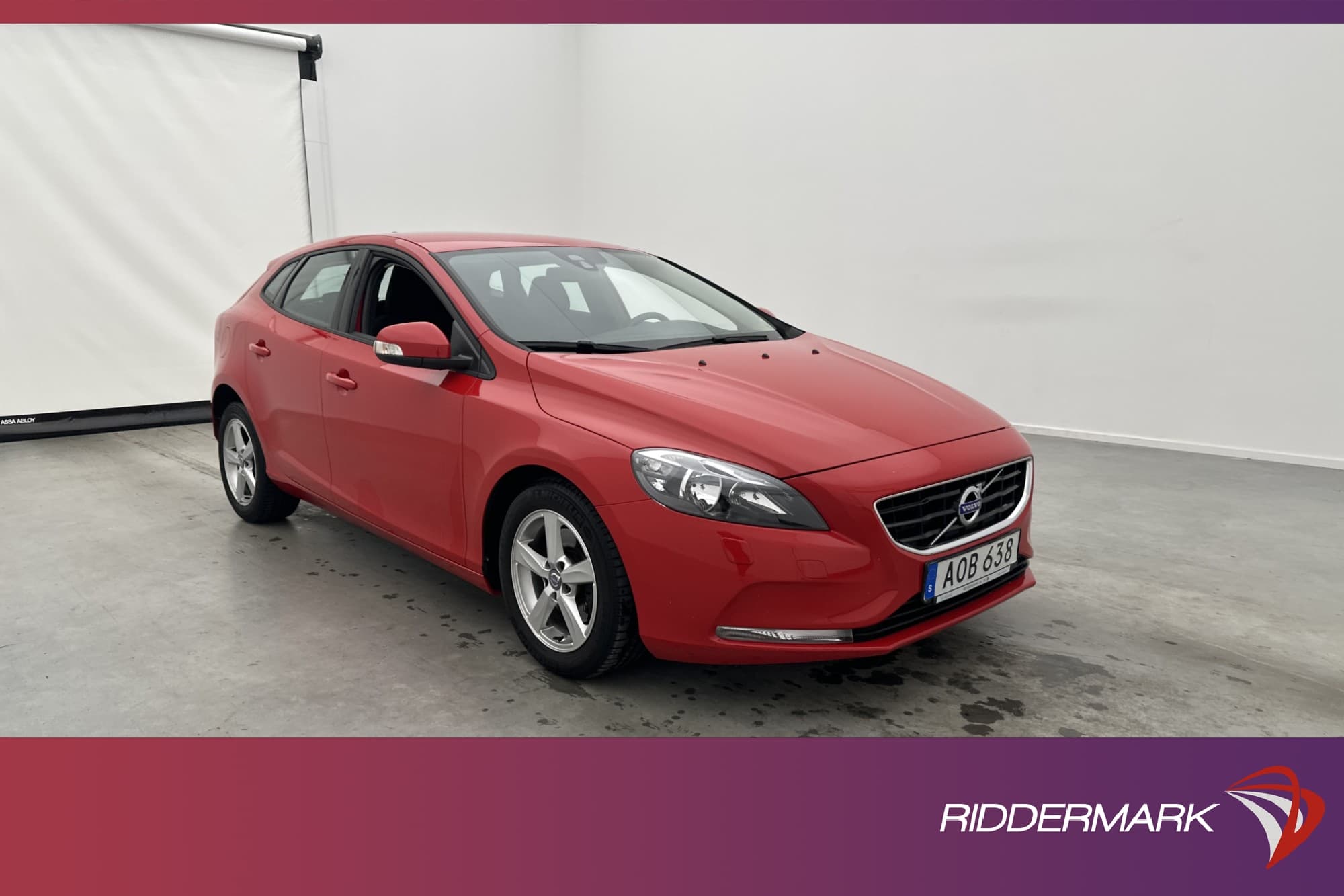 Volvo V40 T2 122hk