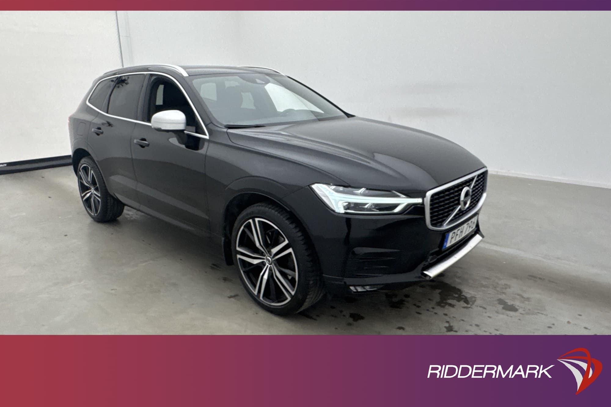 Volvo XC60 T5 AWD R-Design Värmare Panorama H/K 360° MOMS