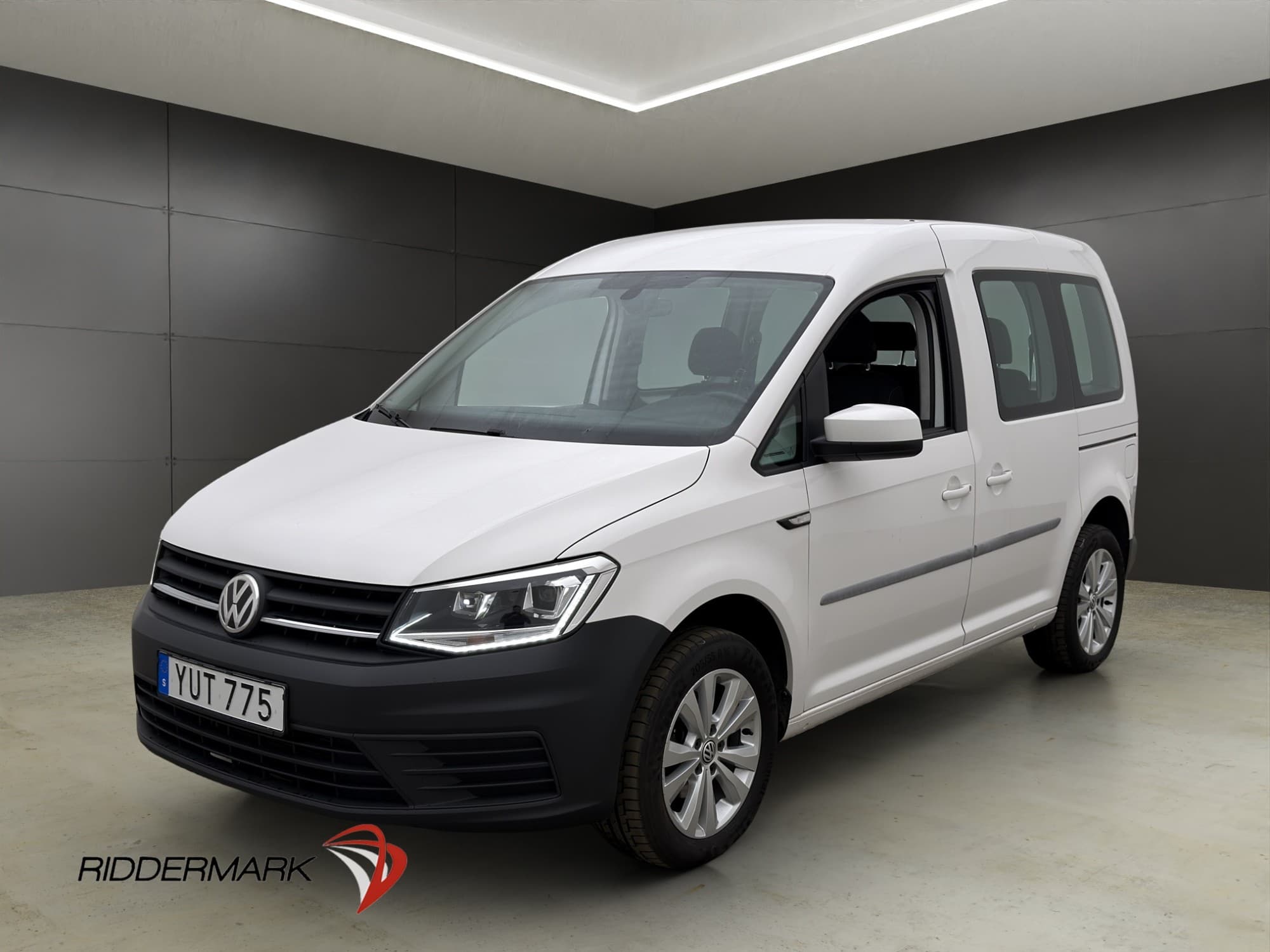 Volkswagen Caddy Life 2.0TDI Värm LED Bluetooth 5-Sits MOMS
