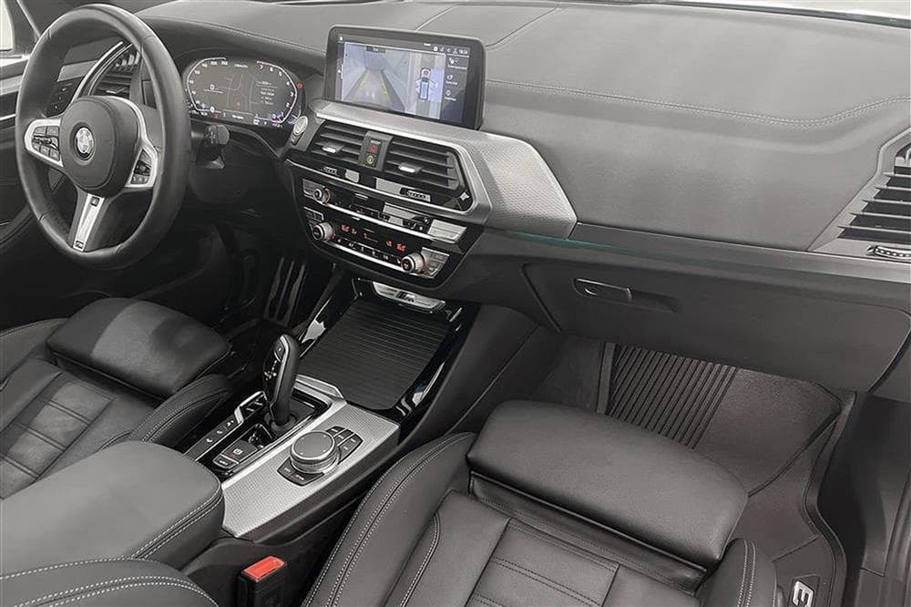 BMW X3 M40i xDrive 340hk Innovation Pano Harman 360° Kamerainteriör