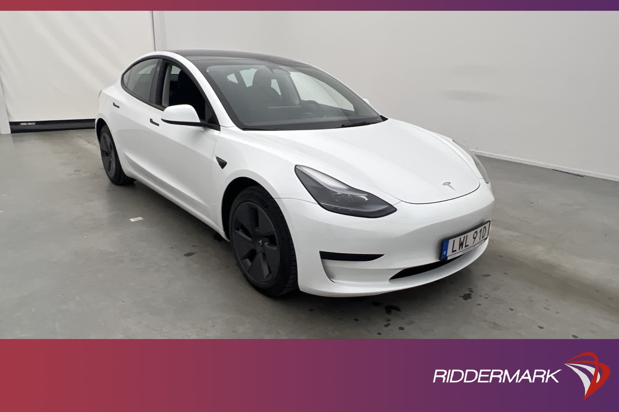 Tesla Model 3 Standard Range