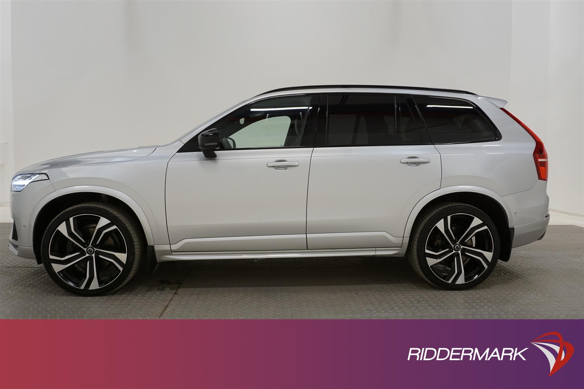 Volvo XC90 B5 235hk