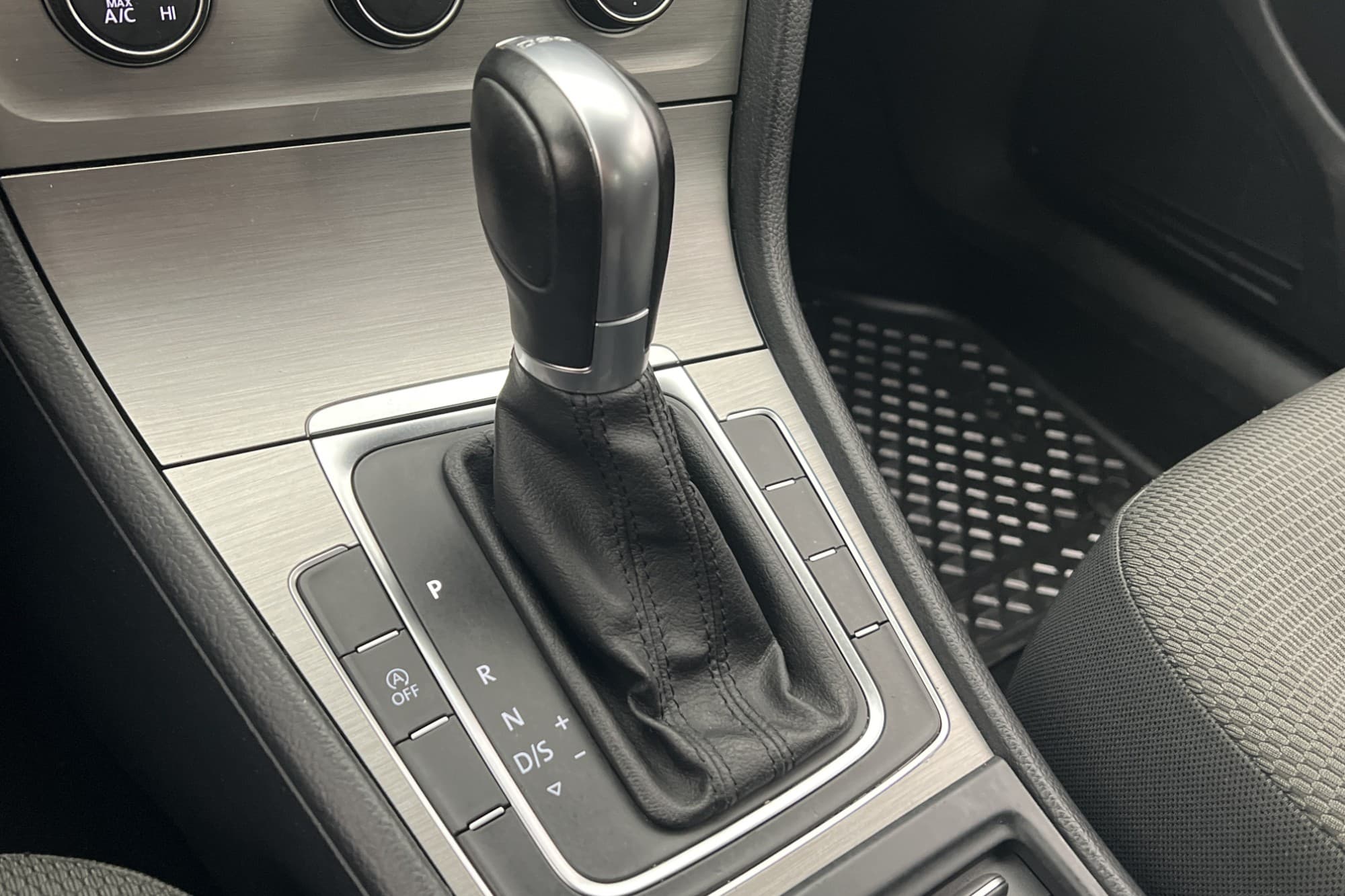 Volkswagen Golf 1.2 TSI 110hk Style Adaptiv CarPlay
