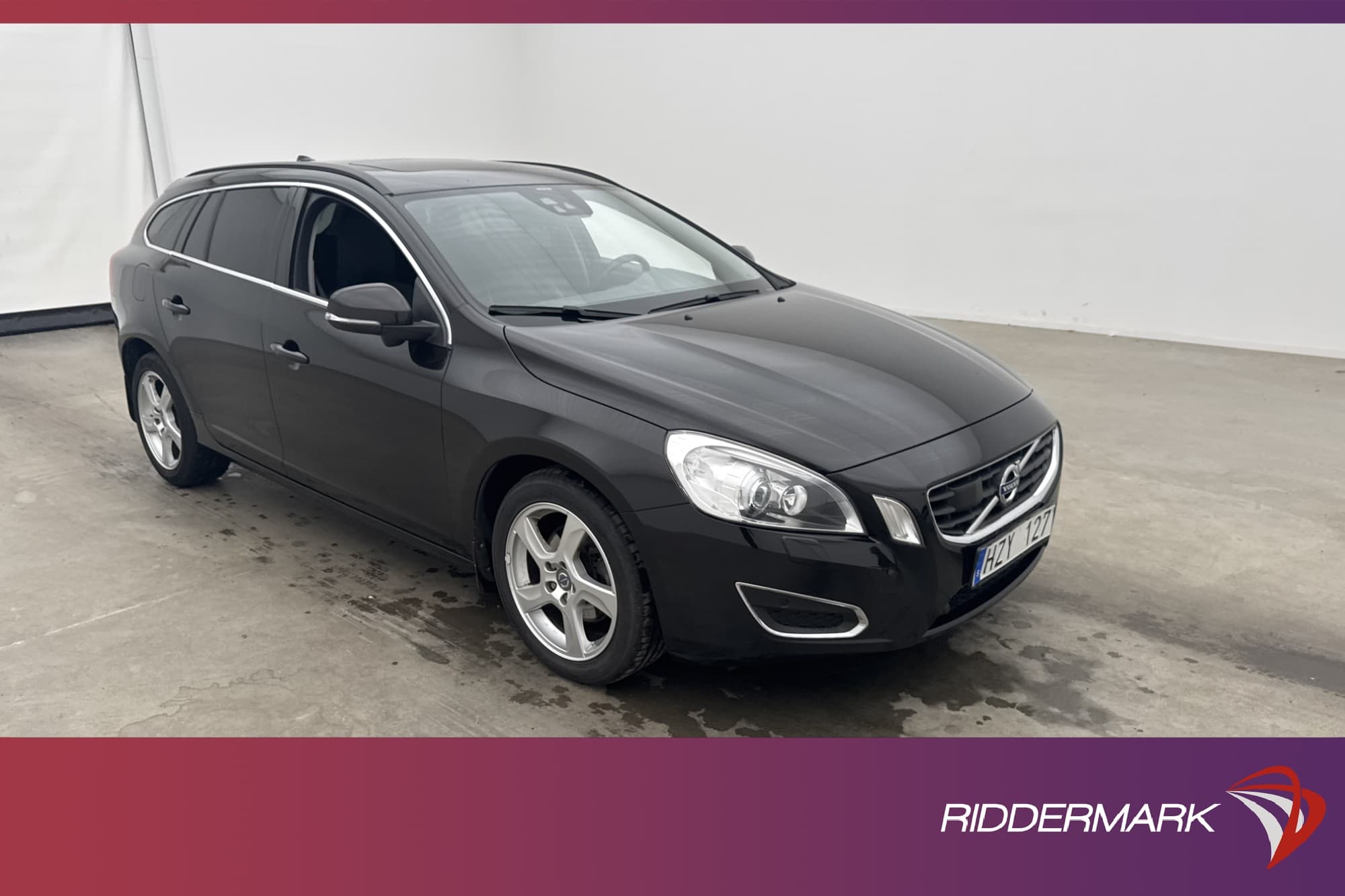 Volvo V60 D3 Momentum VOC Taklucka Värmare Navi Sensorer