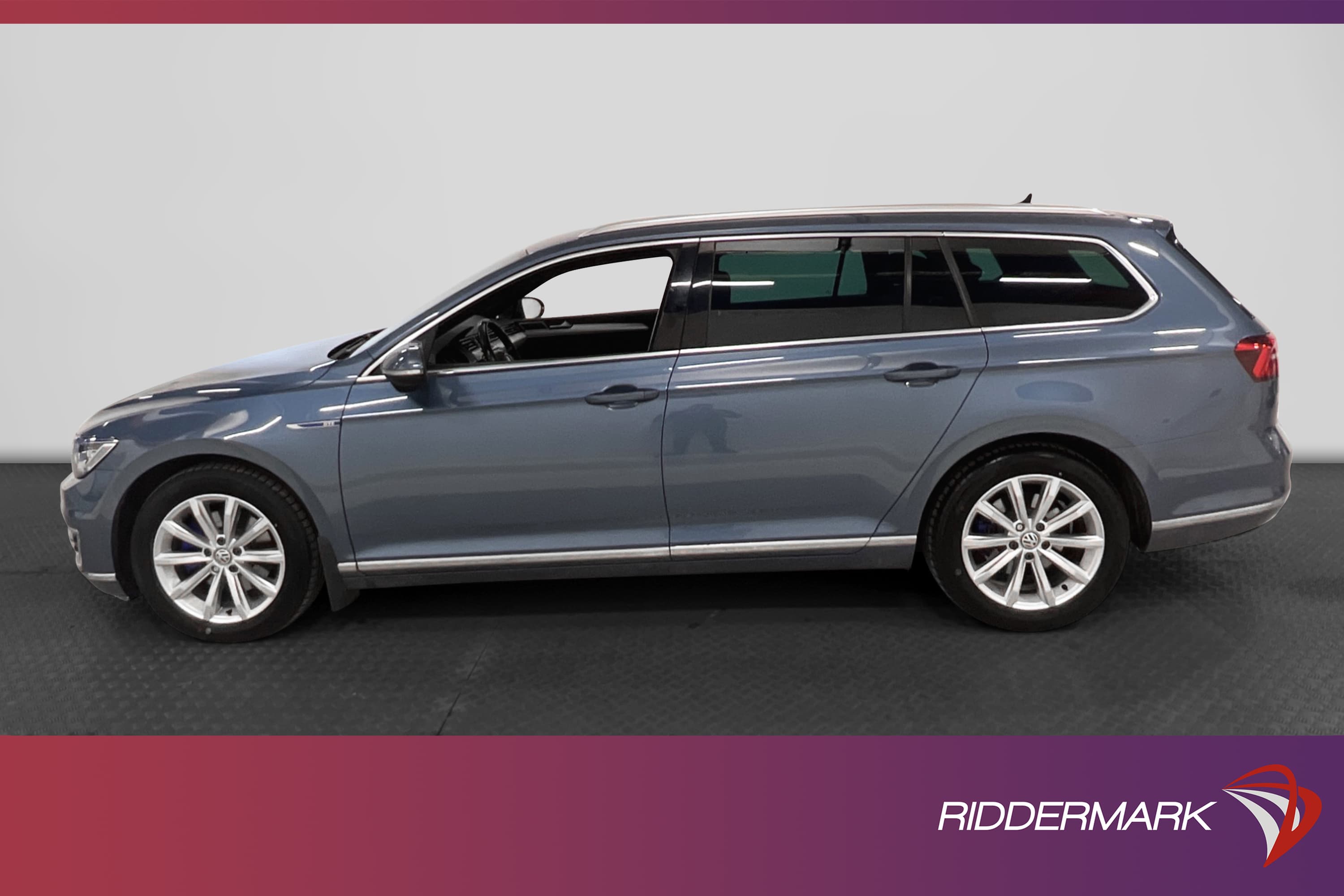 Volkswagen Passat GTE 218hk