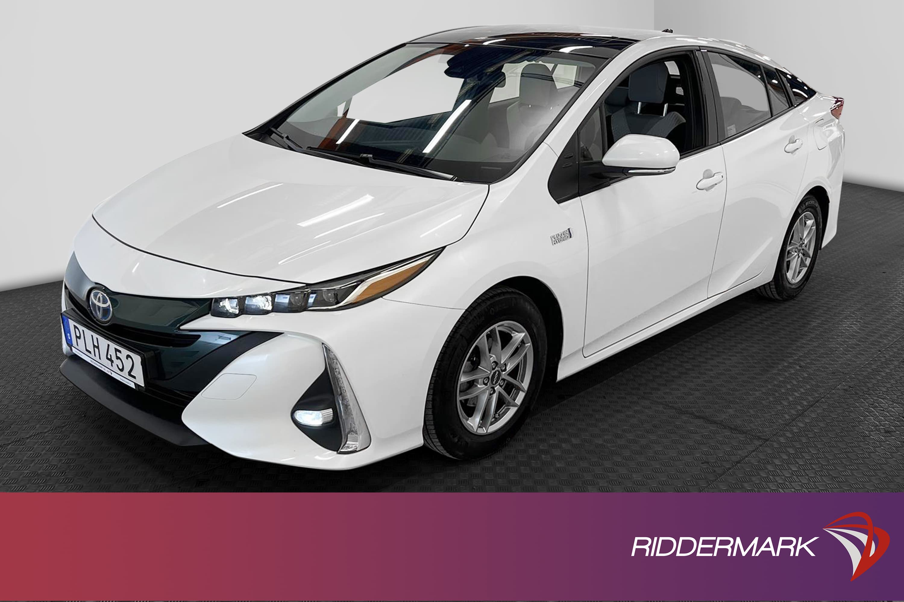 Toyota Prius Plug-in Hybrid 123hk
