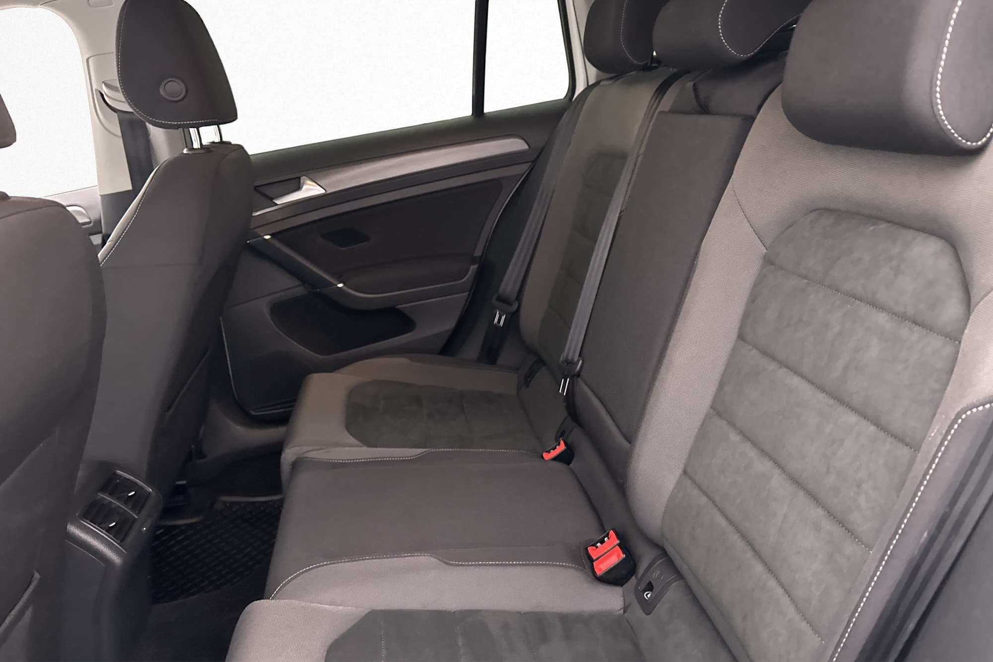 Volkswagen Golf SC 116hk D-Värmare CarPlay LED-Ramp MOMS