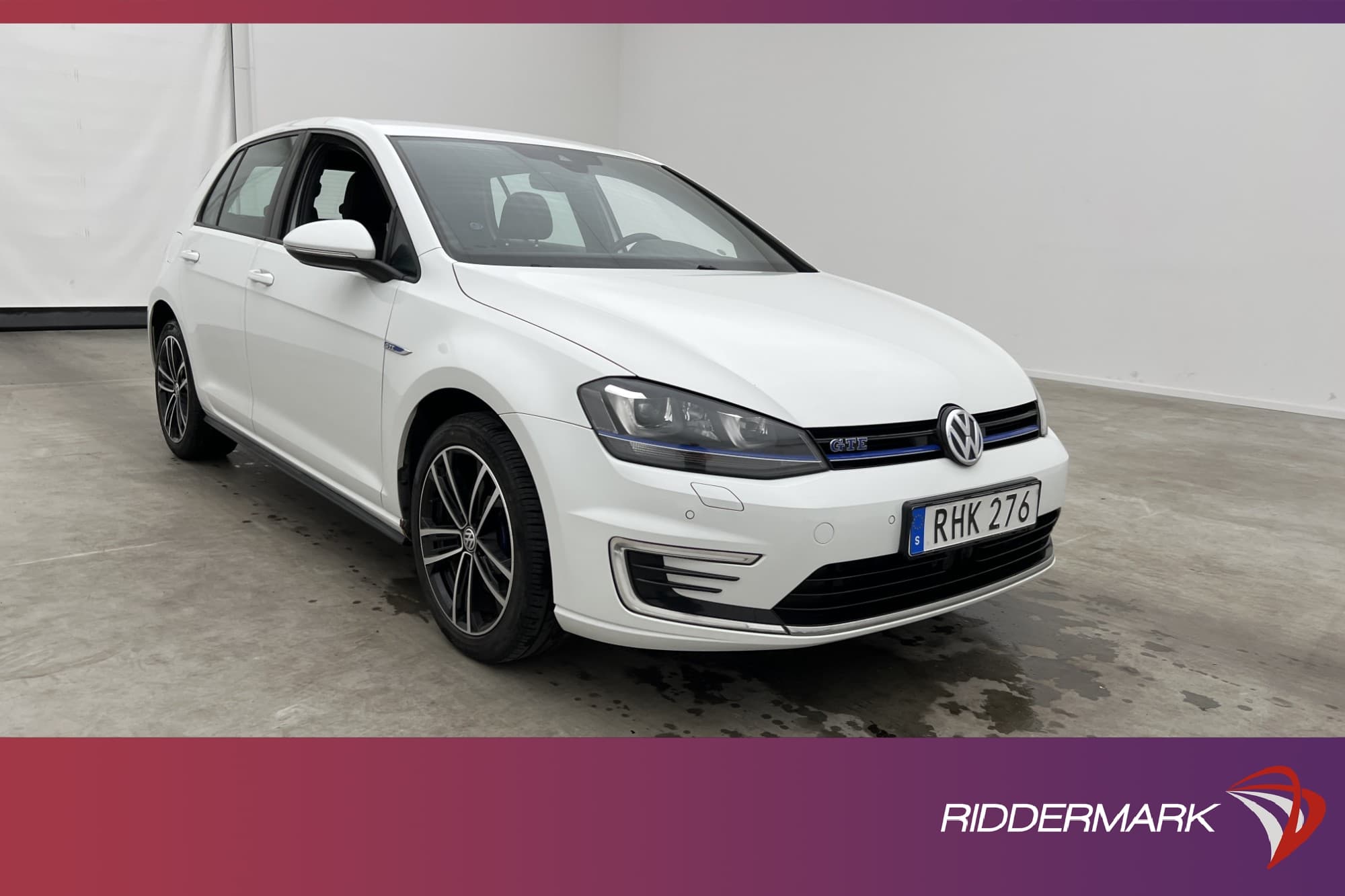 Volkswagen Golf GTE 204hk
