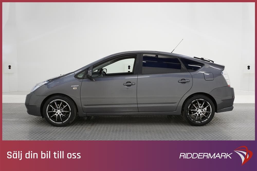 Toyota Prius 1.5 Hybrid 78hk JBL Skinn
