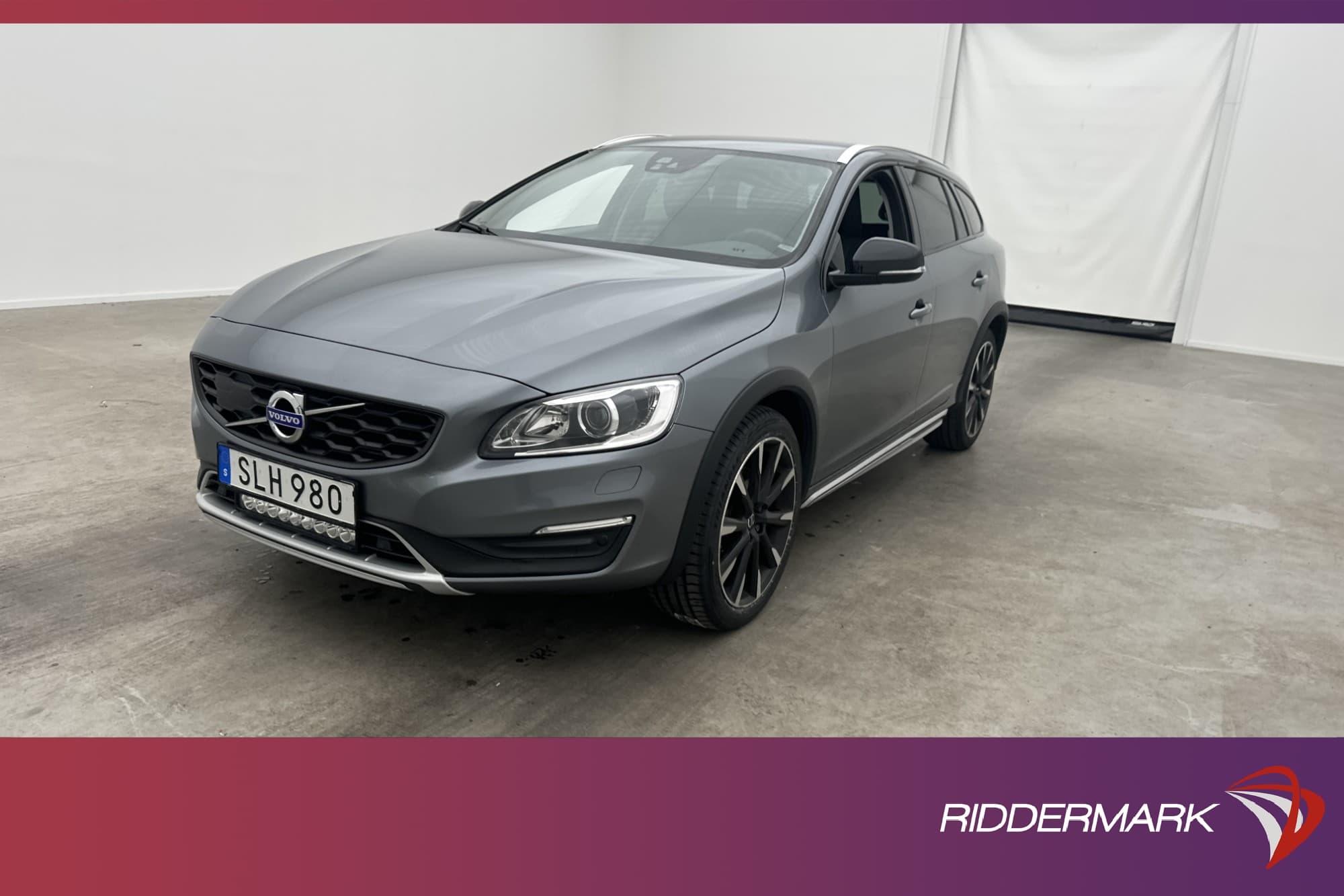 Volvo  V60 Cross Country D4 AWD 220hk