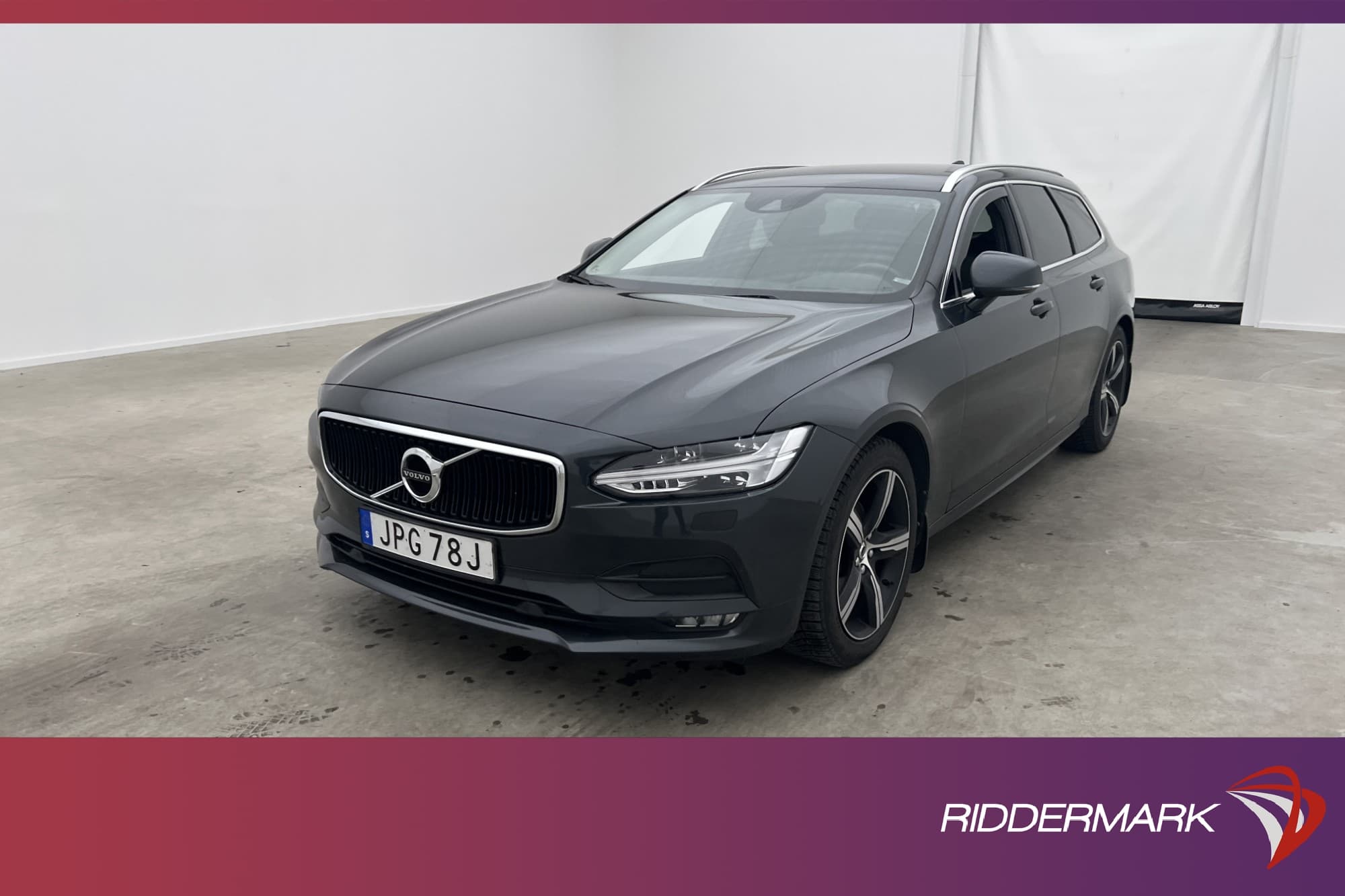 Volvo V90 D4
