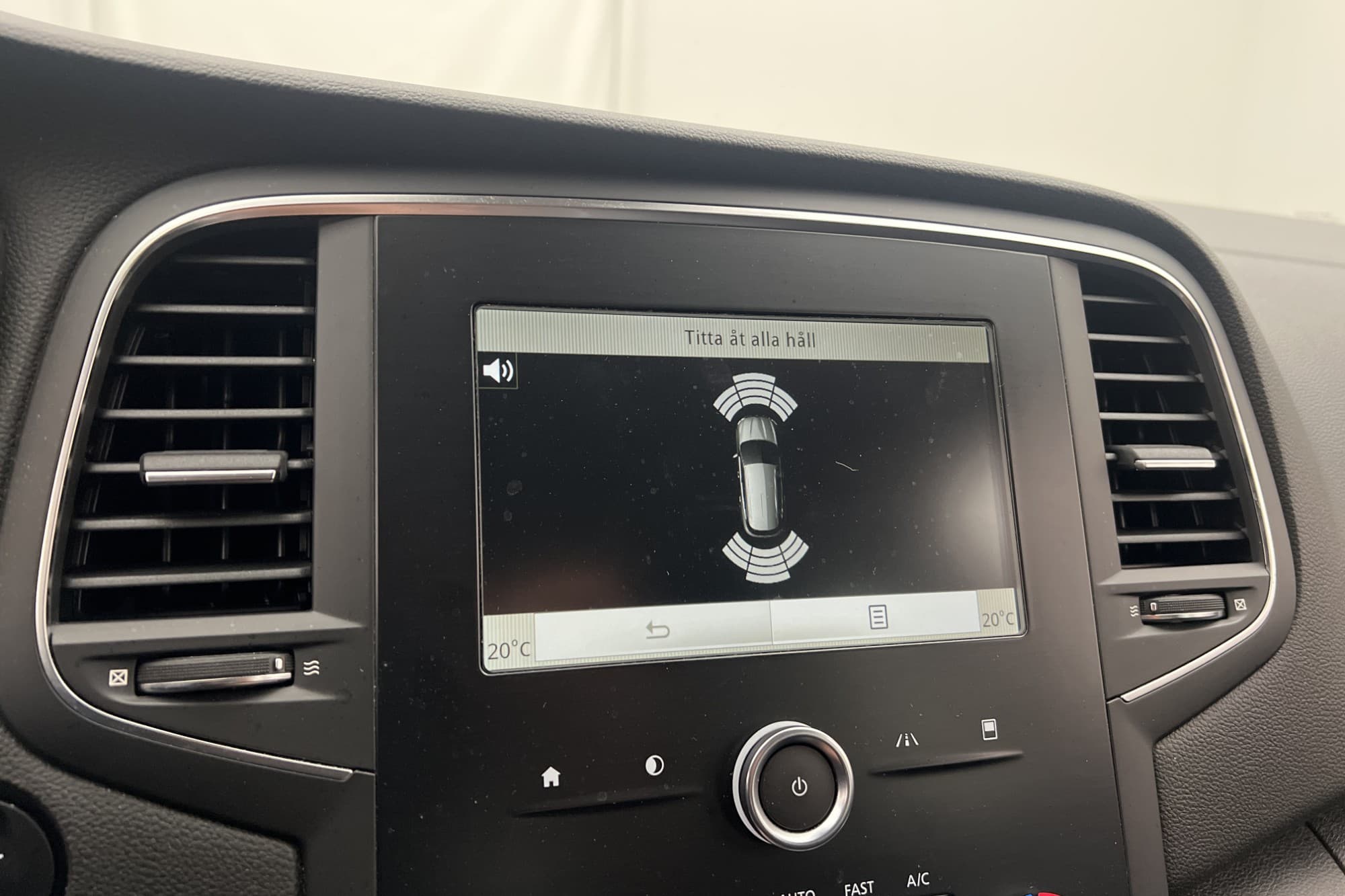 Renault Mégane Sport Tourer TCe 140hk Zen Navigator Sensorer