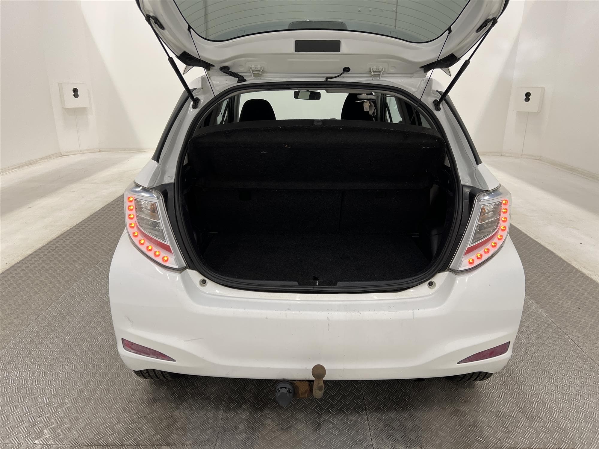 Toyota Yaris 1.33 99hk 2 Brukare Drag B-Kam 0,54L/mil