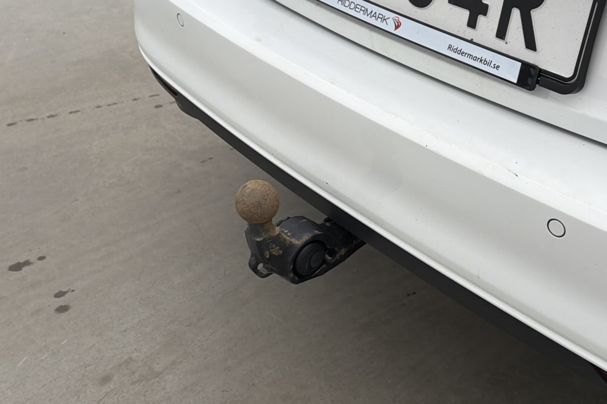 Volkswagen Passat 2.0 TDI Värmare Kamera CarPlay Drag MOMS