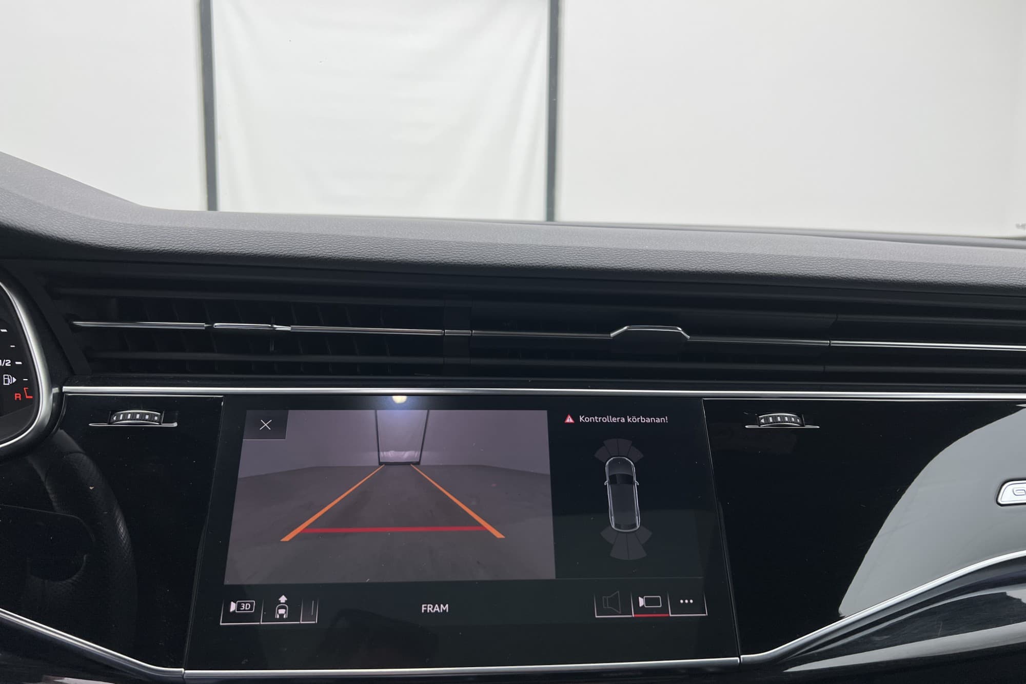 Audi Q8 50 TDI Q 286hk S-Line Cockpit Pano Matrix Luft Drag