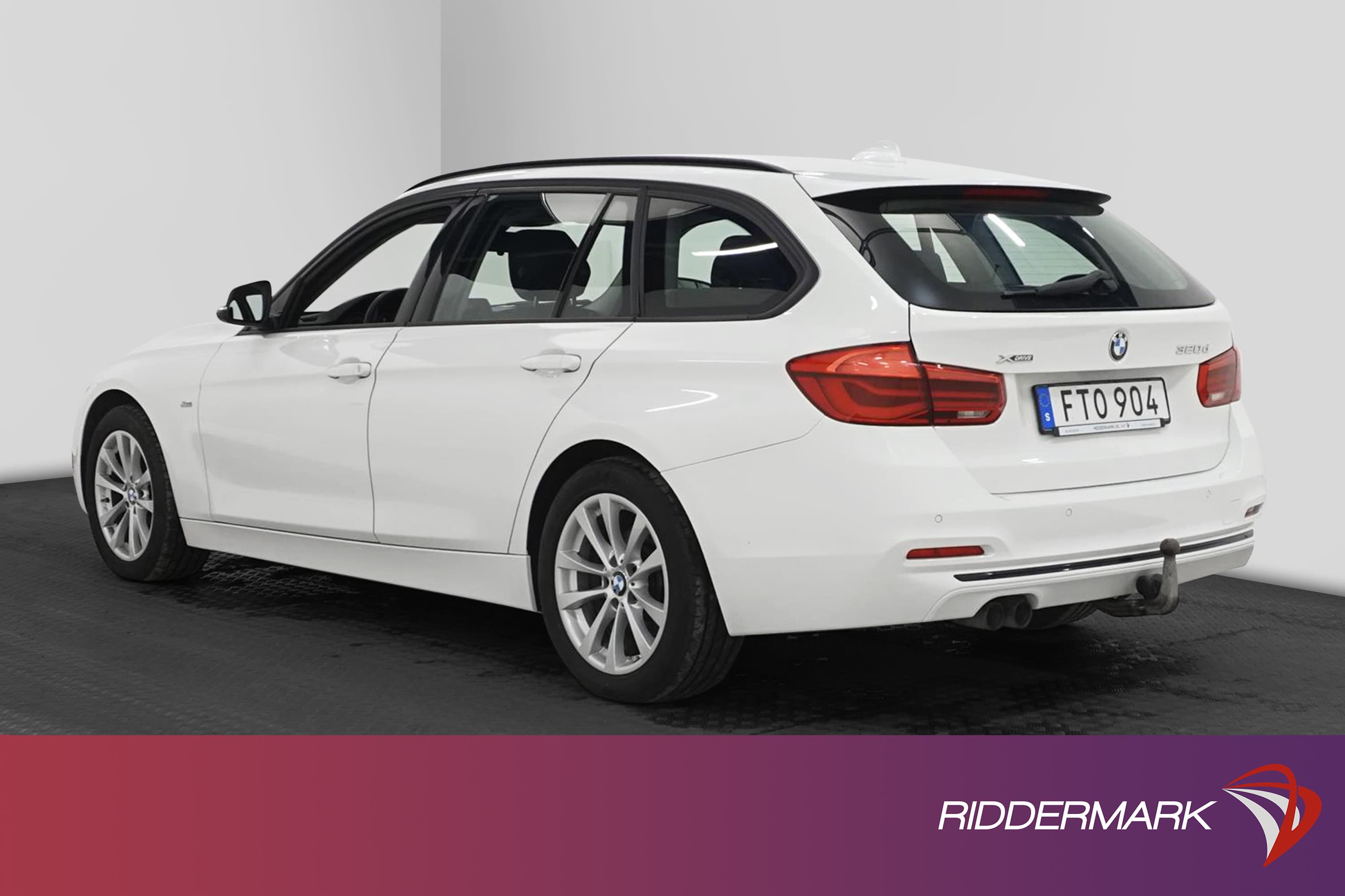 BMW 320d xDrive Touring 190hk Sport line 2 Brukare Dragkrok 