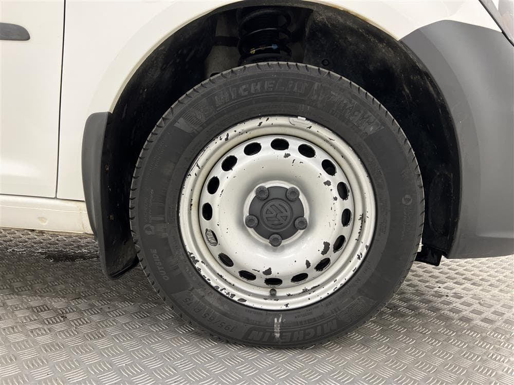 Volkswagen Caddy Maxi 2.0TDI Värmare Dragkrok Inredning Mom interiör