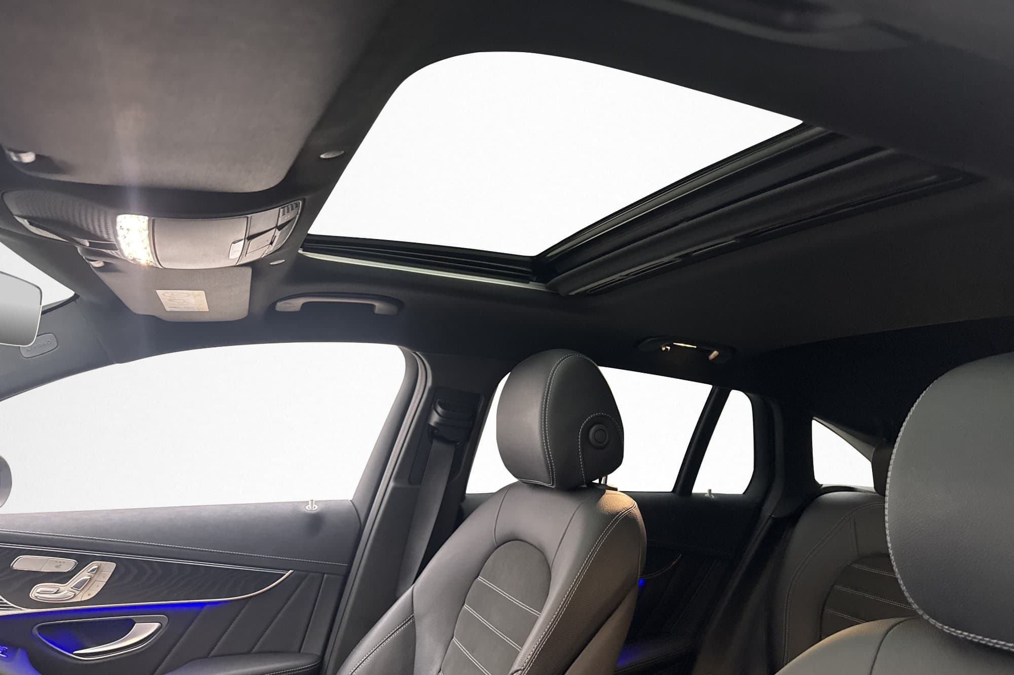 Mercedes-Benz EQC 400 AMG Panorama HUD Värmare 360° Drag