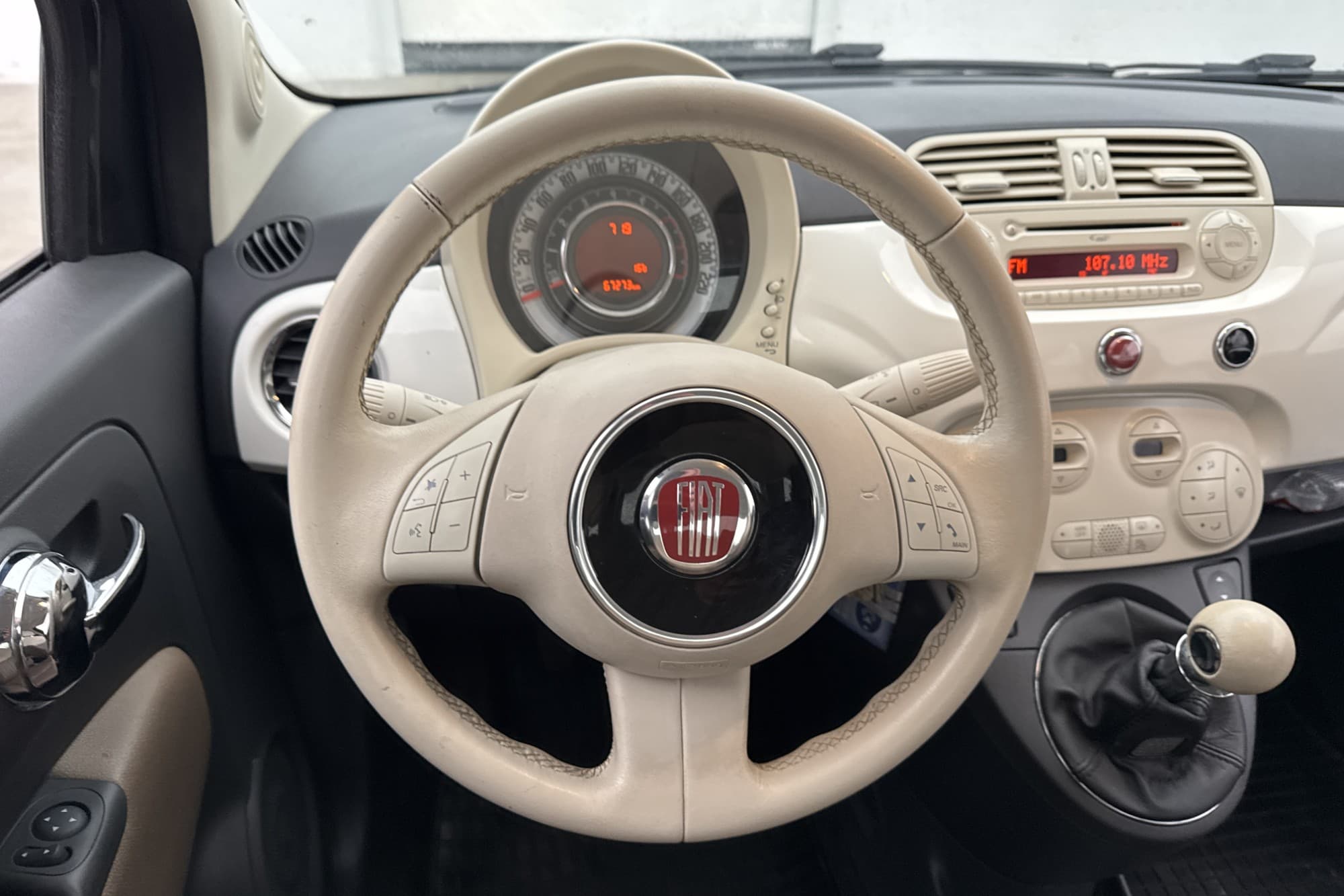 Fiat 500 1.2 8V Manuell 69hk Vintage P-Sensorer Skinnklädsel