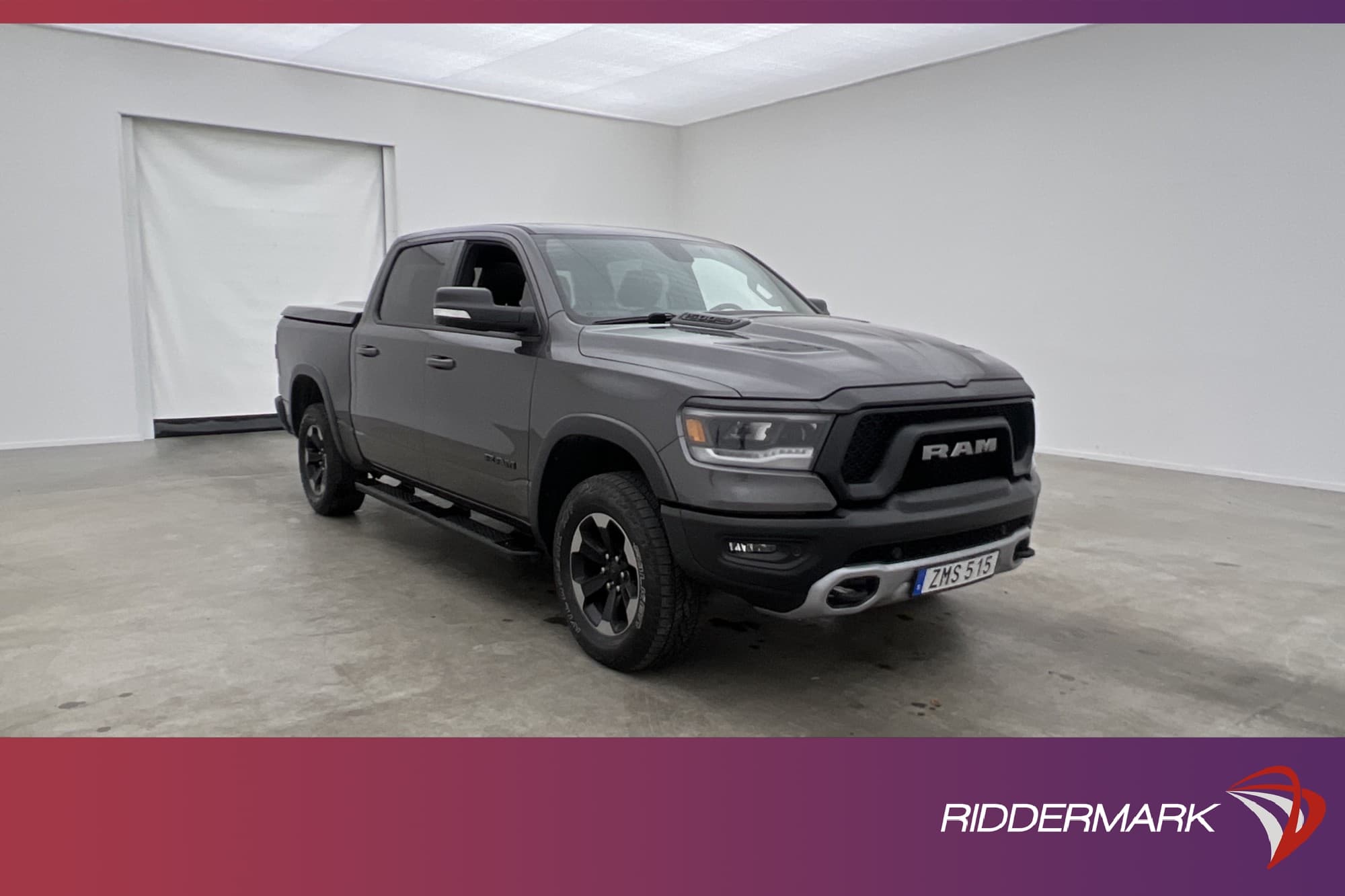 Dodge RAM Rebel Night 5.7 4x4