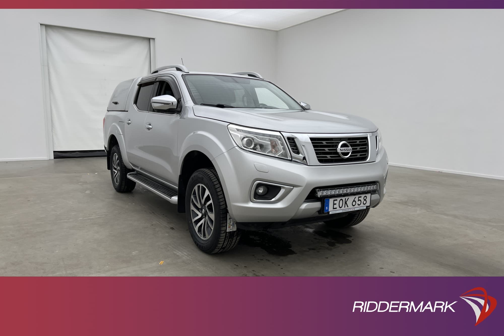 Nissan Navara Tekna 2.3dCi 4WD Drag Skinn Taklucka Diff Moms