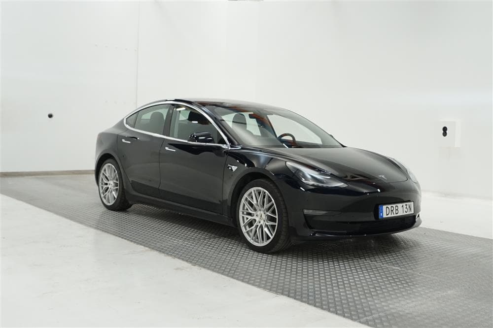 Tesla Model 3 Long Range AWD 440hk