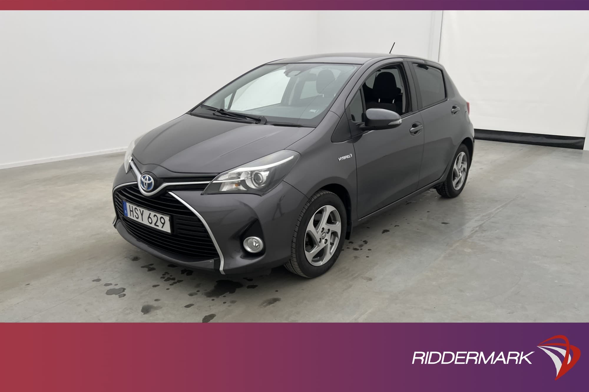 Toyota Yaris Hybrid 101hk