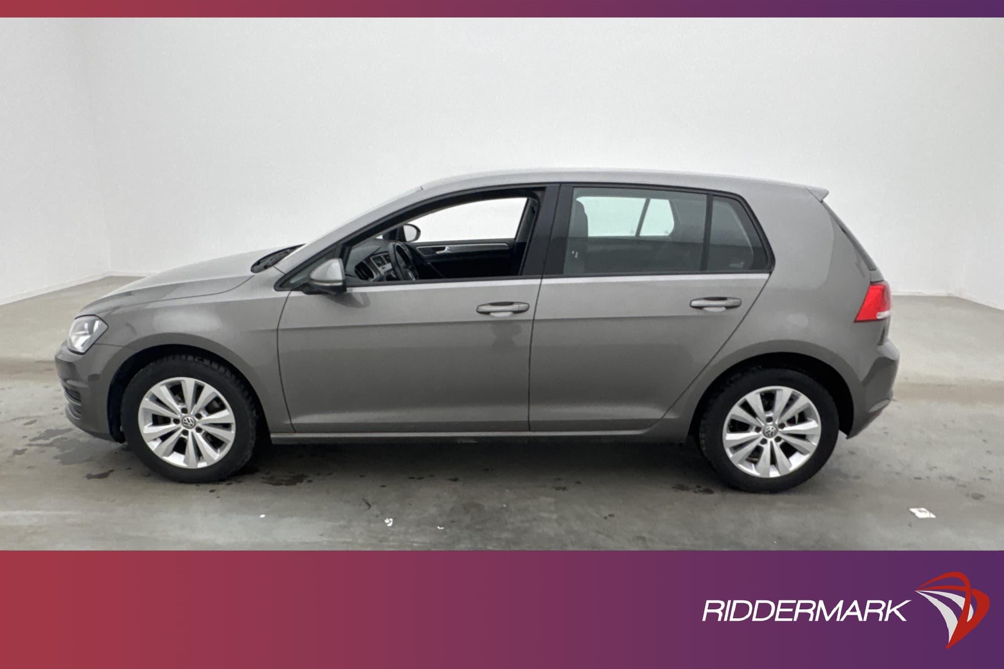 Volkswagen Golf 105hk