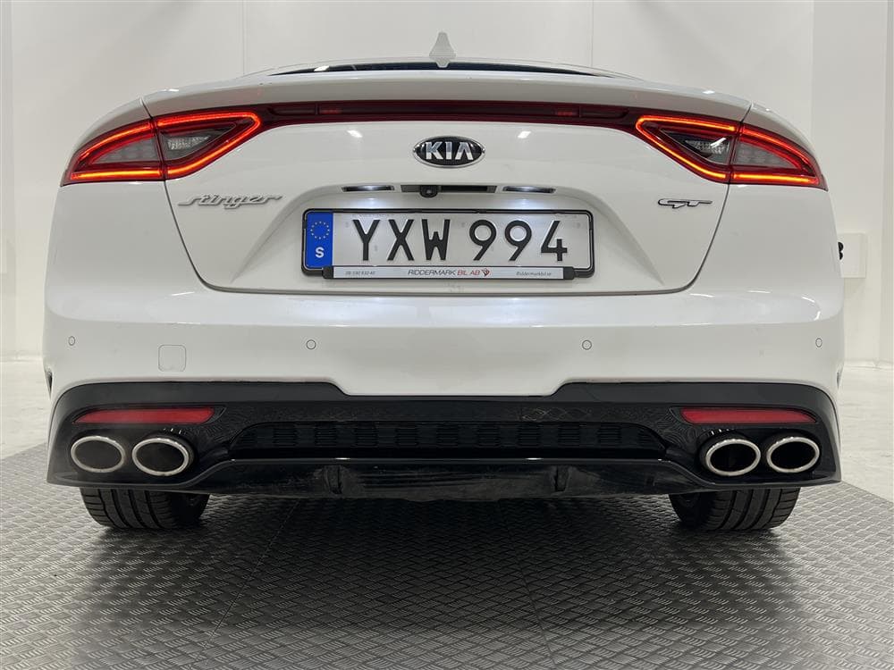 Kia Stinger AWD 370hk HUD 360° T-Lucka Navi Adaptiv interiör