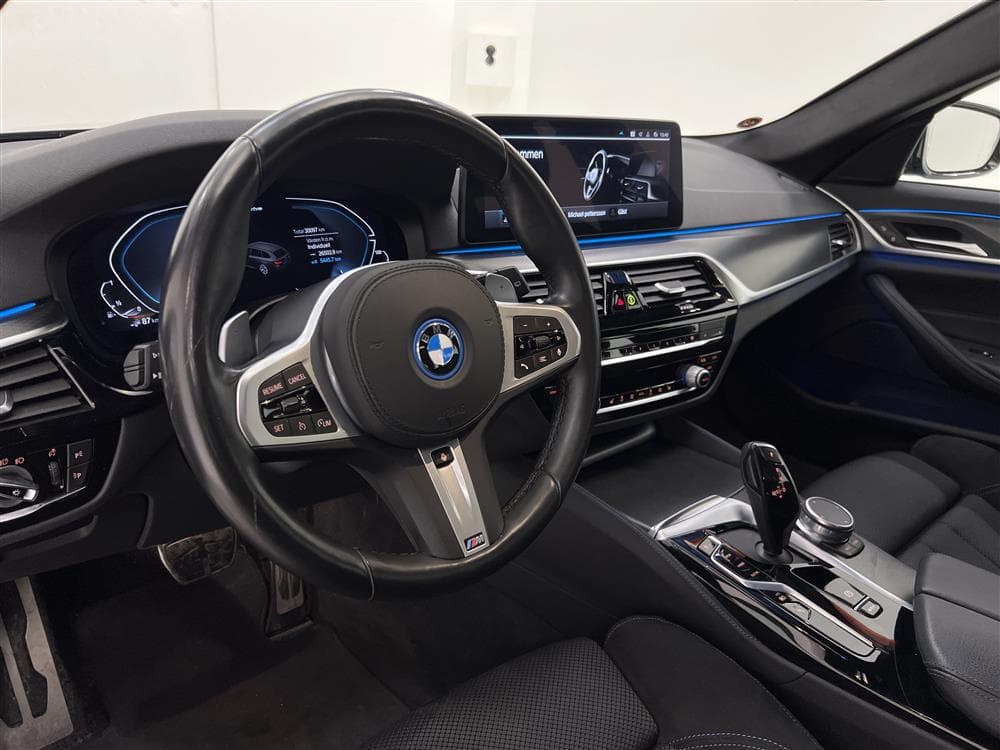 BMW 530e xDrive Touring 292hk M Sport Backkamera Drag Hifi