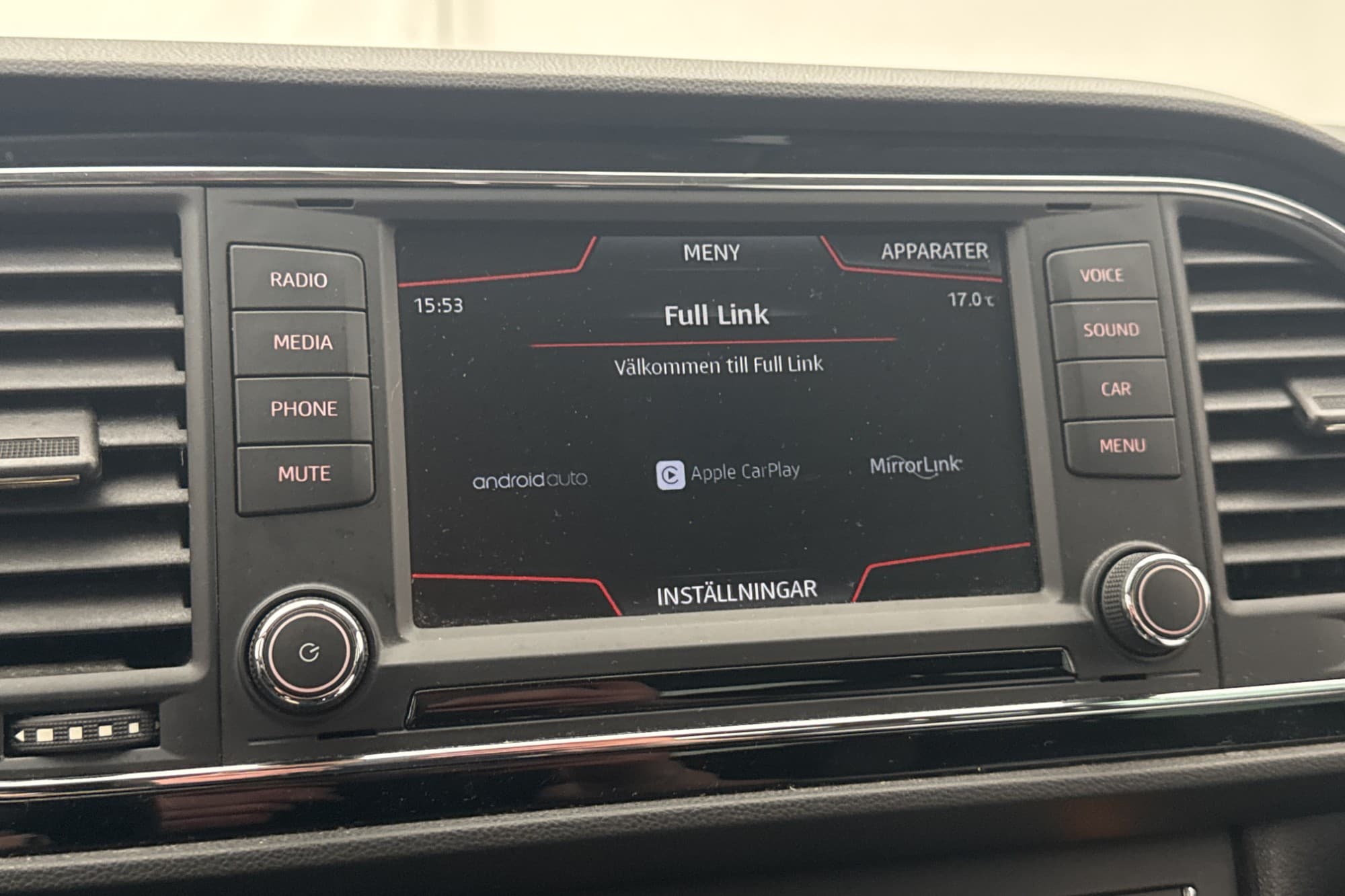 SEAT Leon ST 110hk Style Värmare Dragkrok CarPlay Sensorer