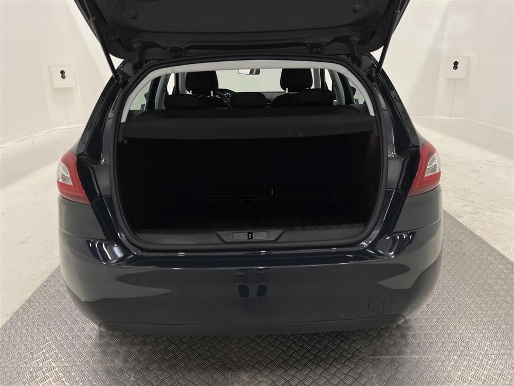 Peugeot 308 PureTech  82hk Access 1 Brukare Nyserv Låg Skattinteriör