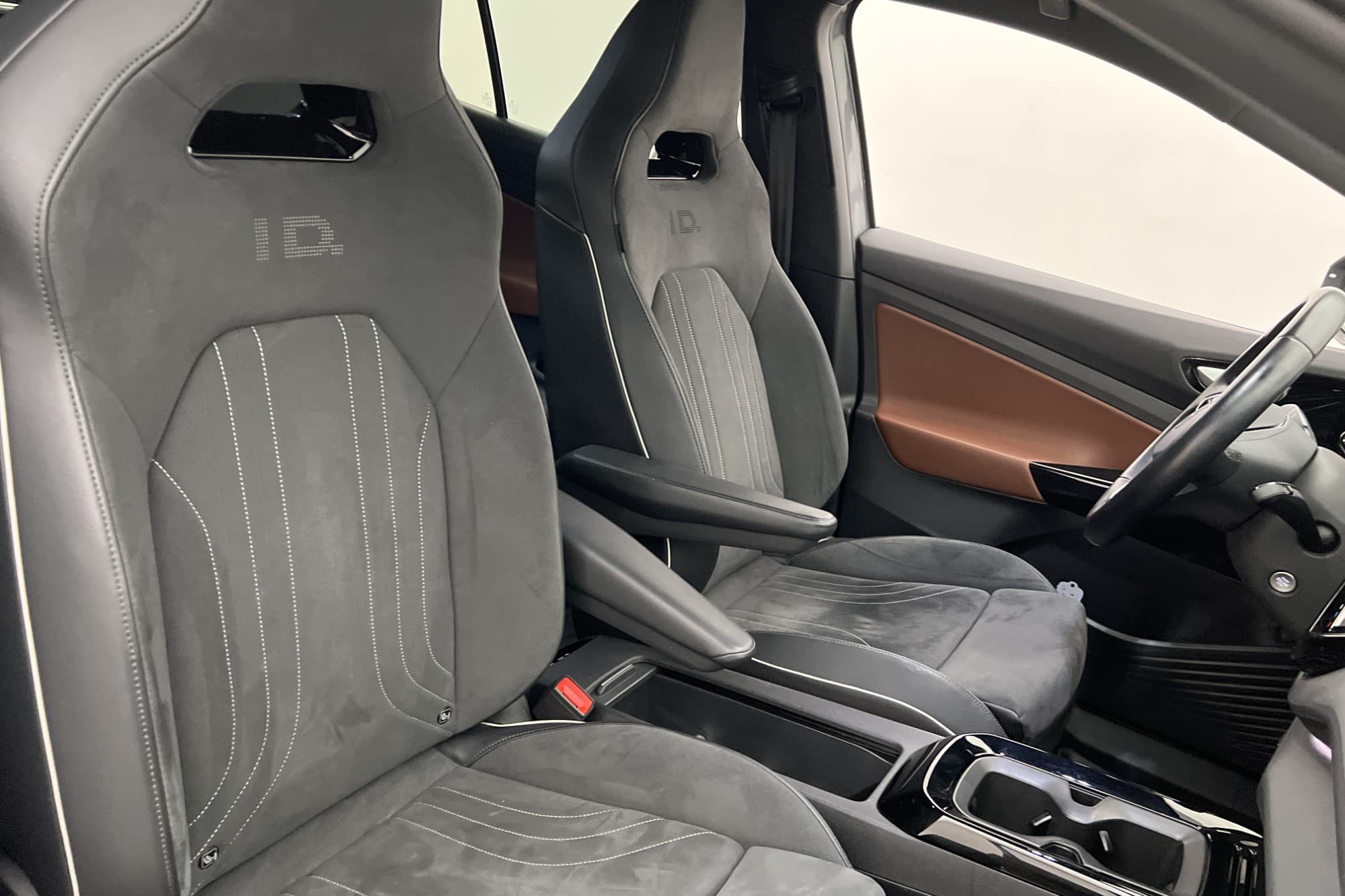 Volkswagen ID.4 Pro Performance 204hk Massage 360° Navi MOMS