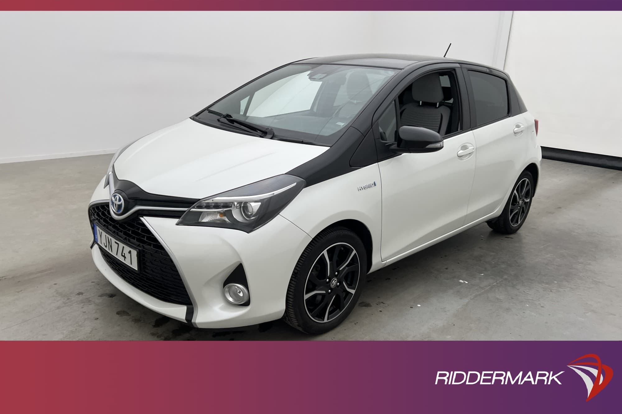 Toyota Yaris Hybrid 101hk