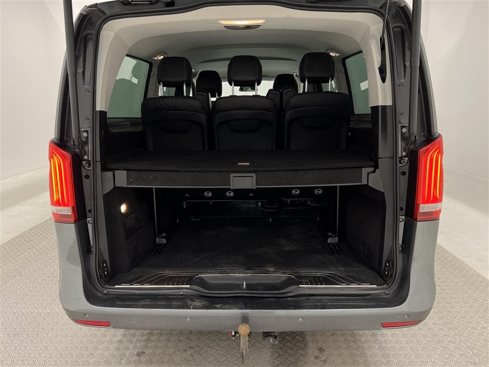 Mercedes-Benz V250 Avantgarde Automat X-Lång Värmare Moms 